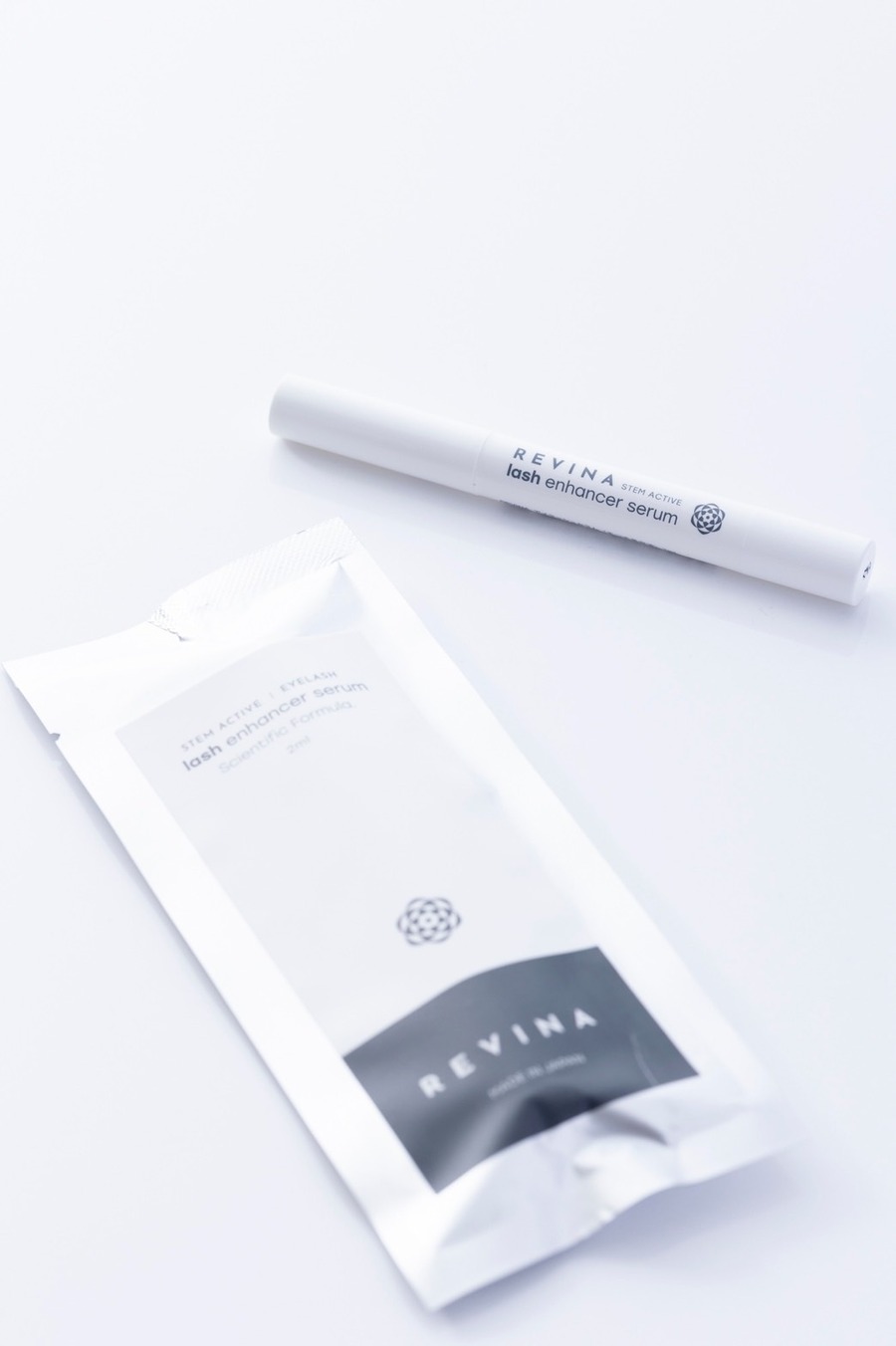 〈定期便で20％OFF＆送料無料！〉ヒト脂肪細胞順化培養 まつげ美容液【REVINAアイラッシュセラム】