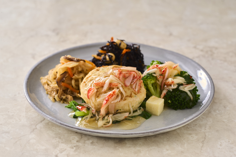 和風出汁香るブロッコリーとつくねのやさしいカニかま餡かけ