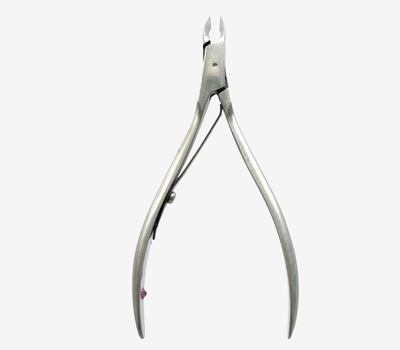 ネイリストが選ぶ “サロンで使える”商材～スタッフ愛用道具篇