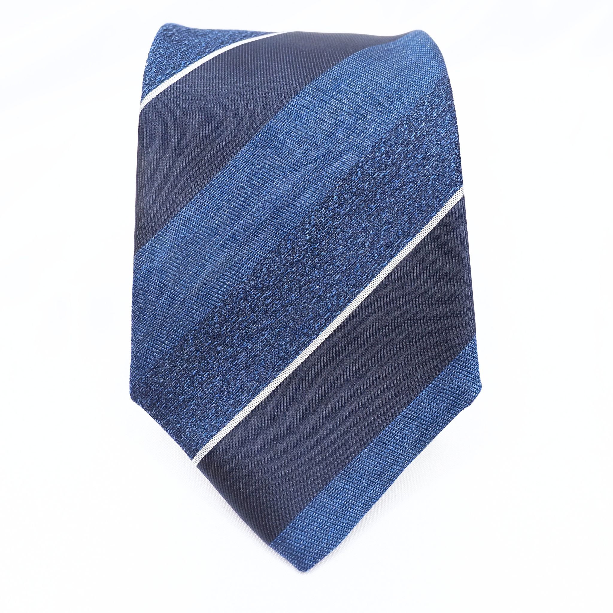 ブルーネームタイ