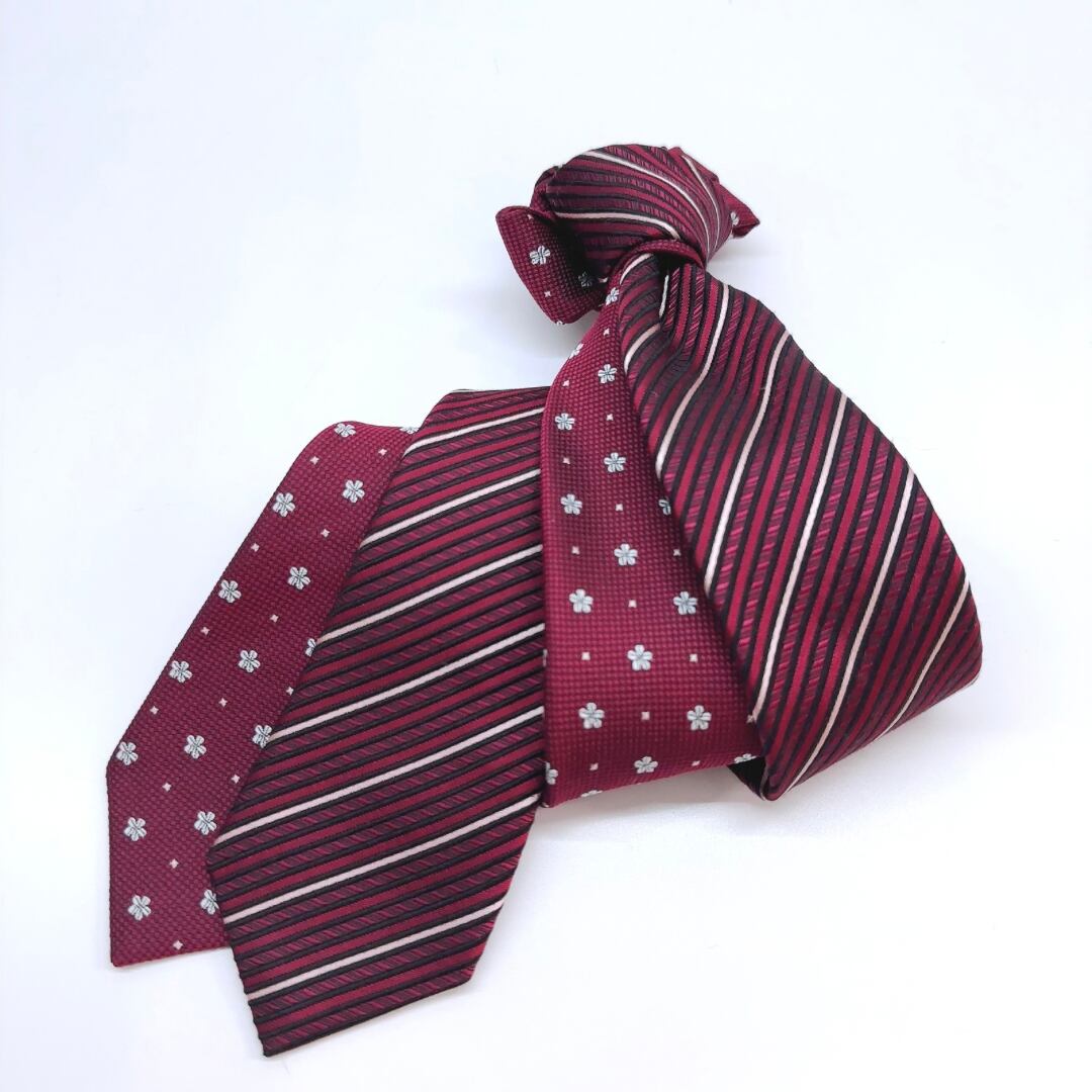 ツインフェースタイ