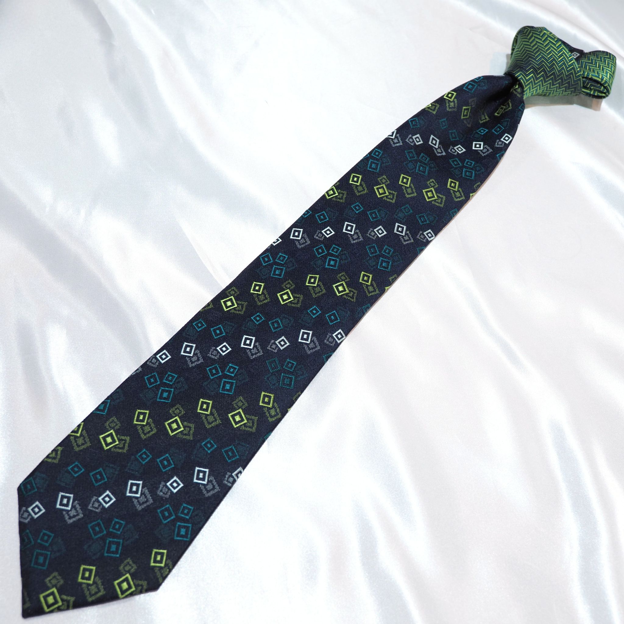 クレリックタイ