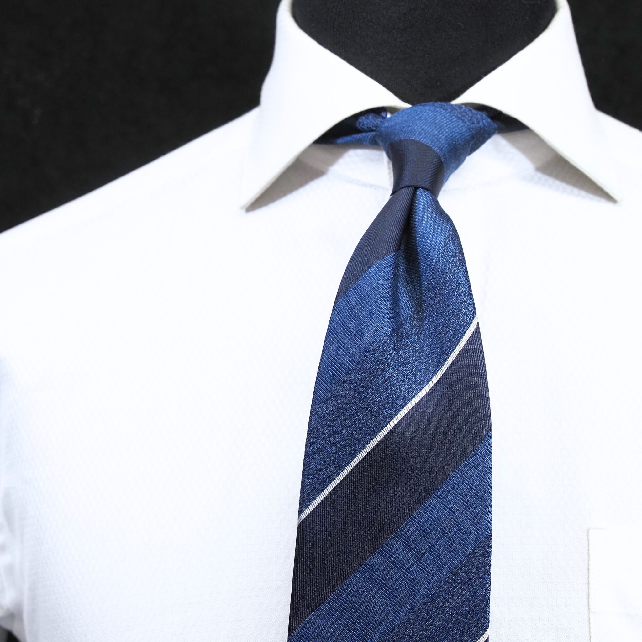 ブルーネームタイ