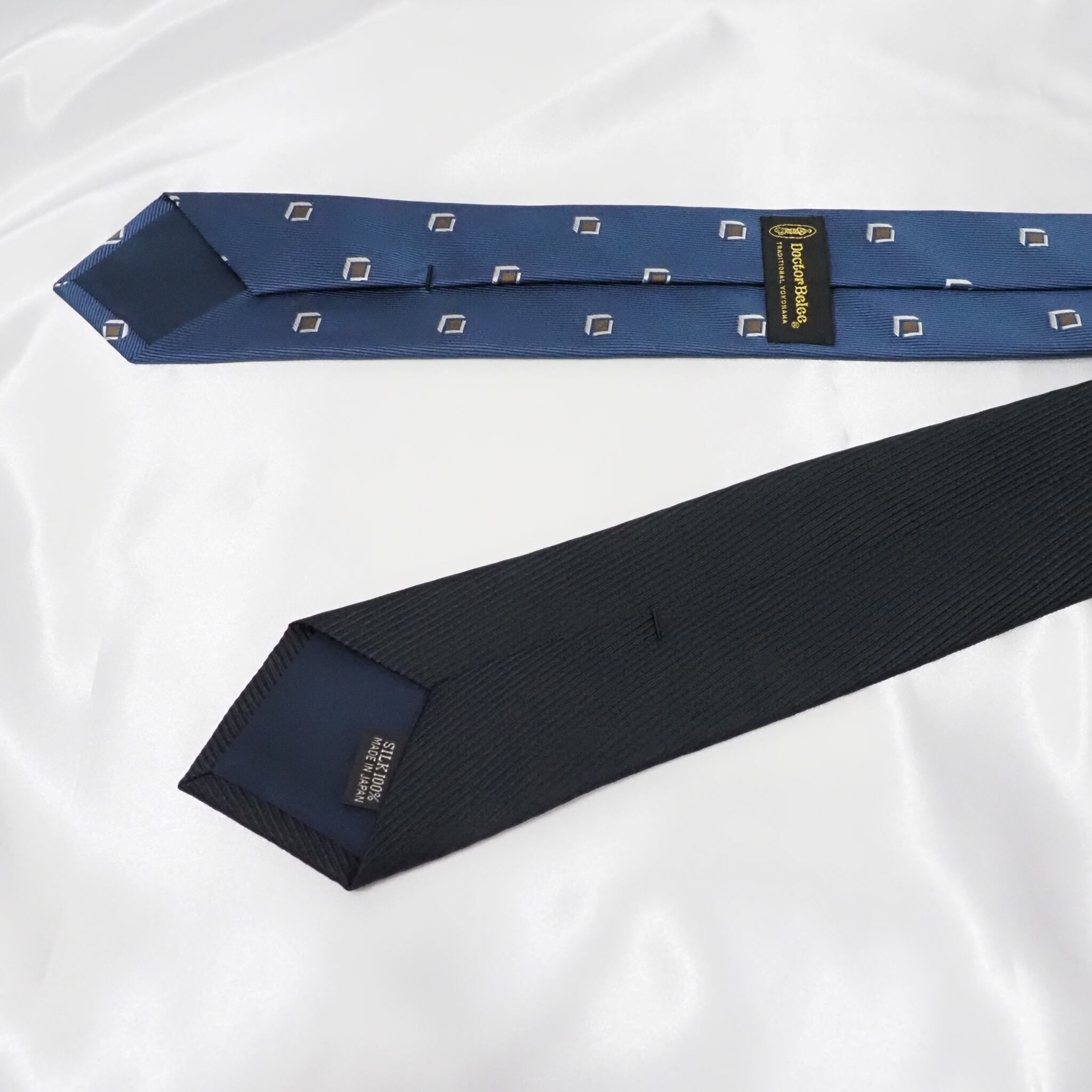 ツインフェースタイ