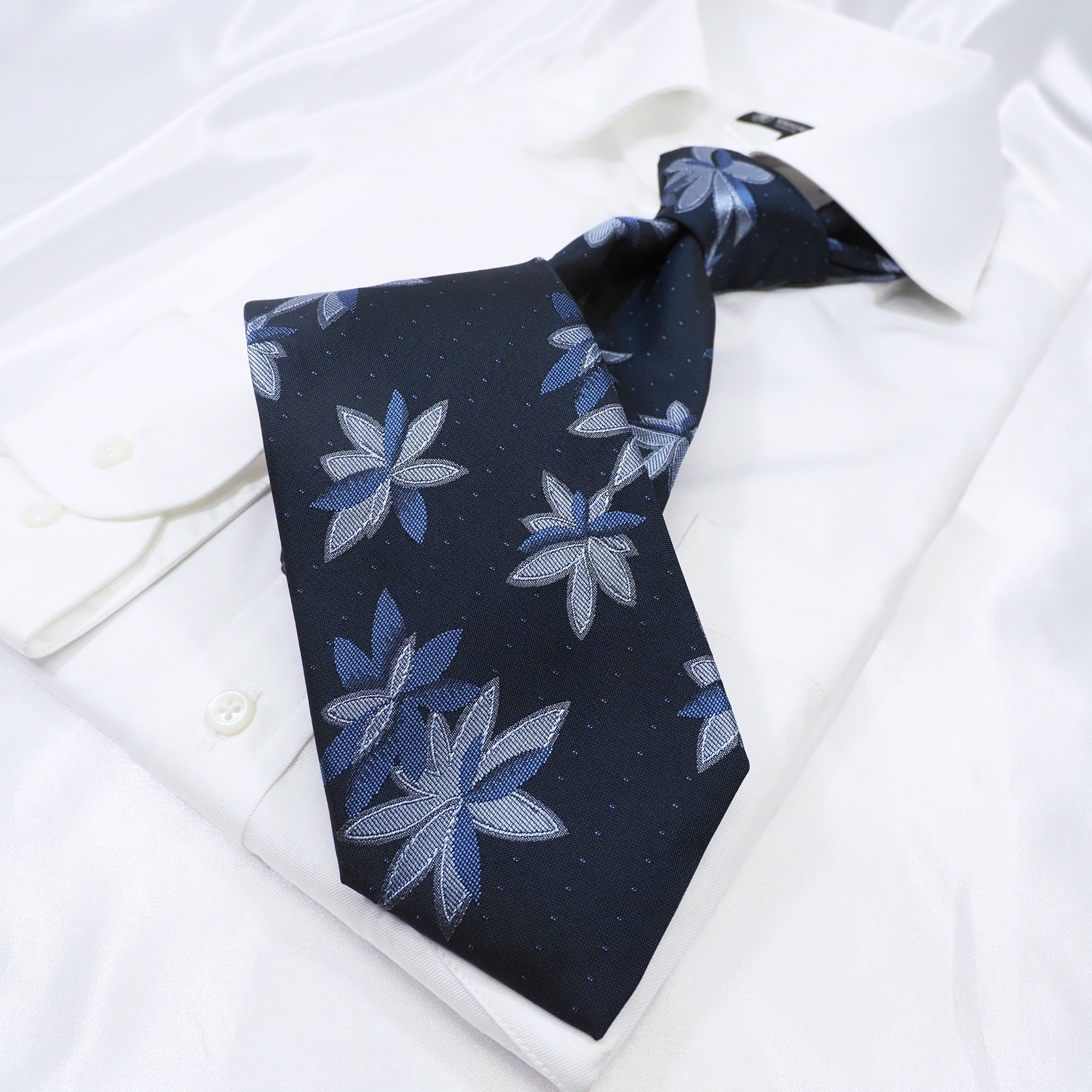 ゴールドネームタイ