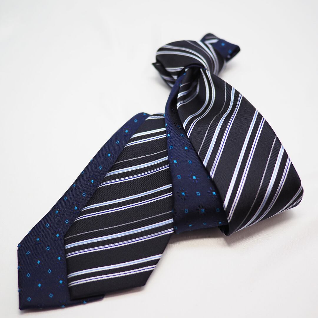 ツインフェースタイ