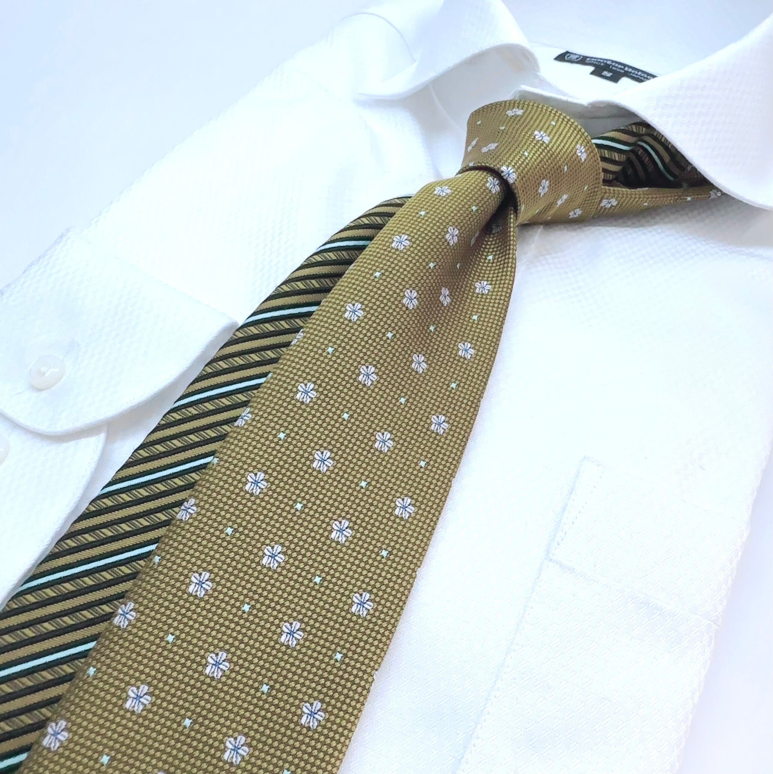 ツインフェースタイ