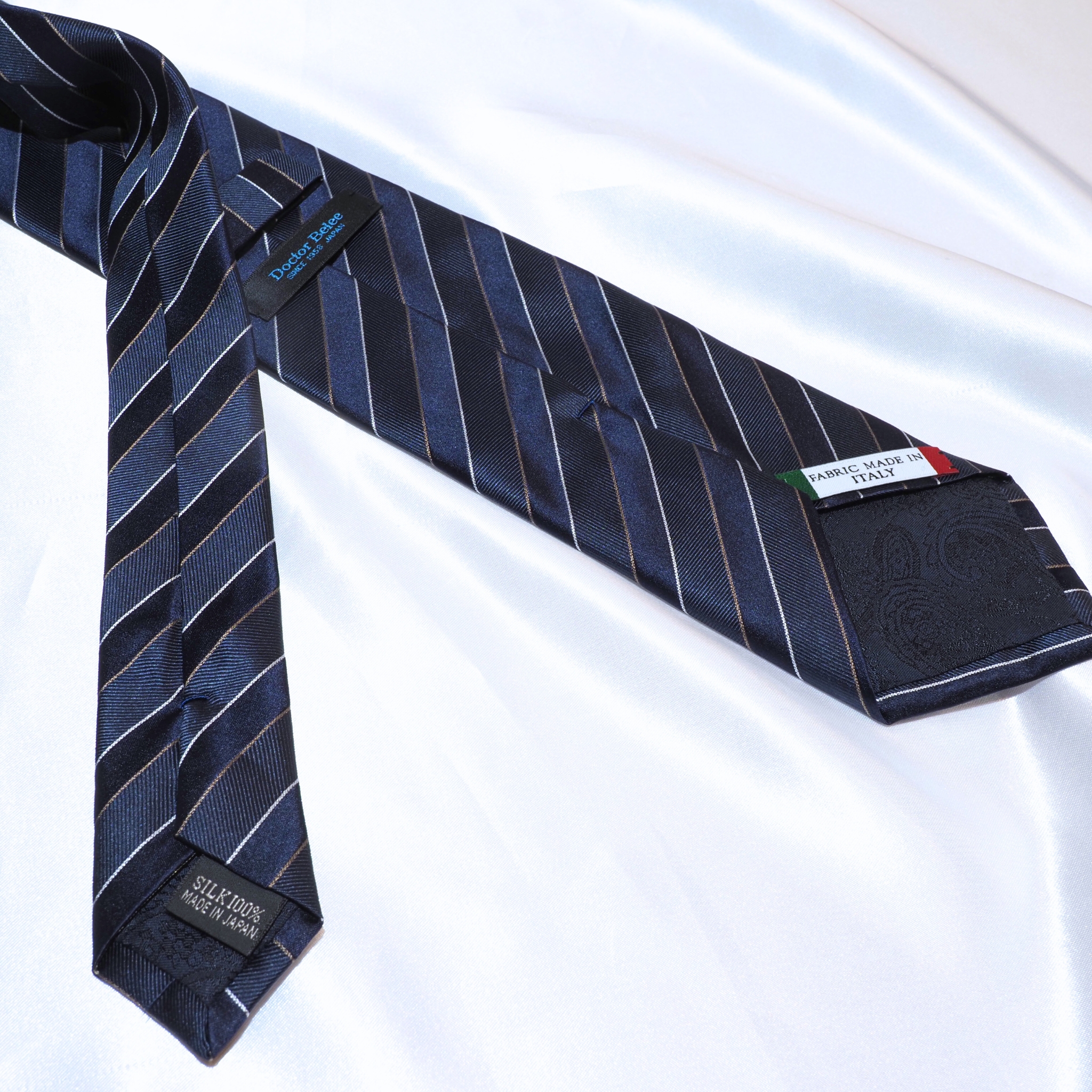 ブルーネームタイ