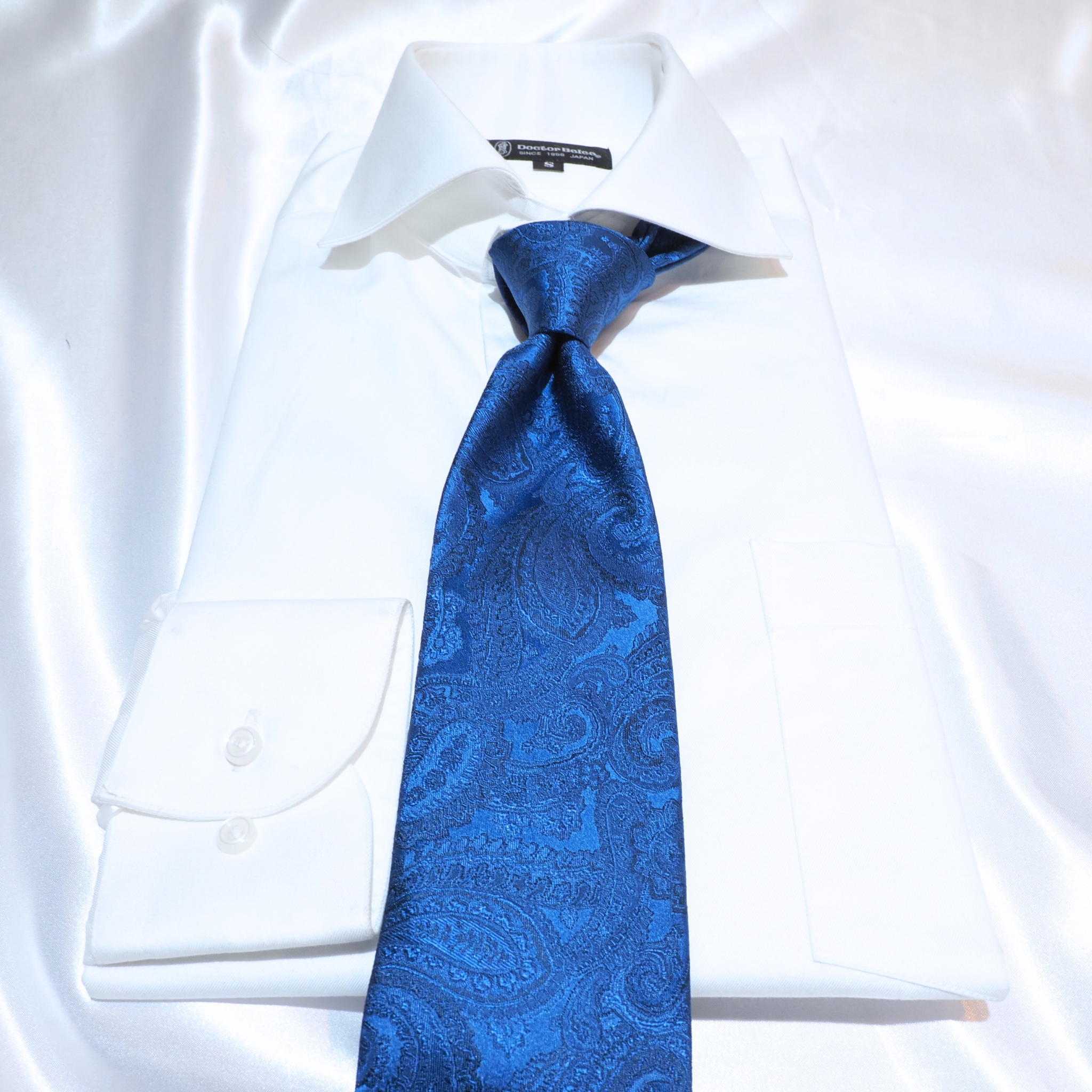 ブルーネームタイ