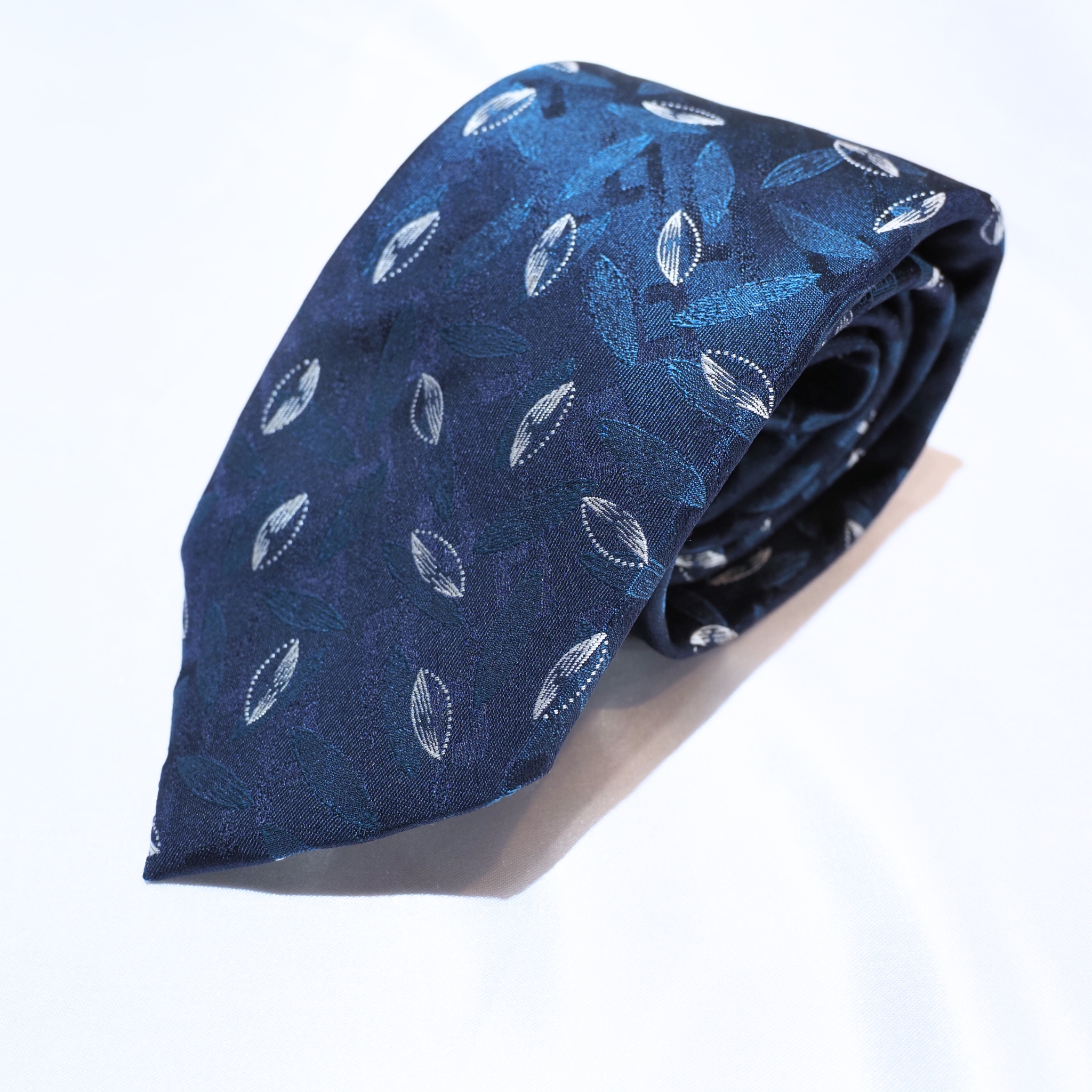 ブルーネームタイ