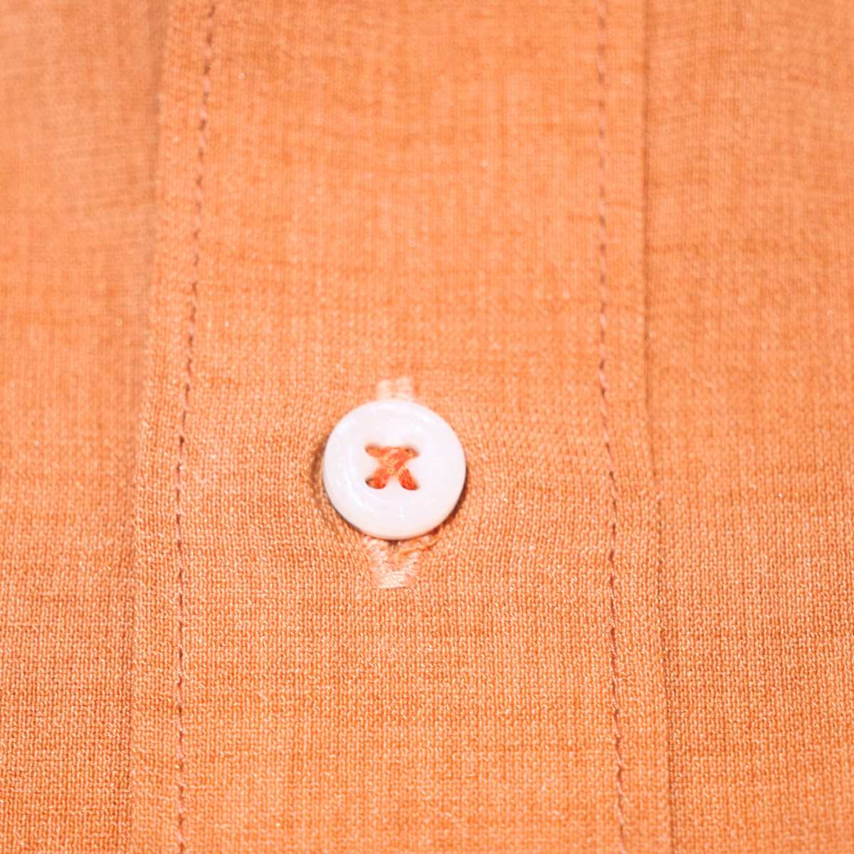 ノーアイロン メランジポリ フラッグハート刺繍 オフィスカジュアルシャツ｜オレンジ・3L