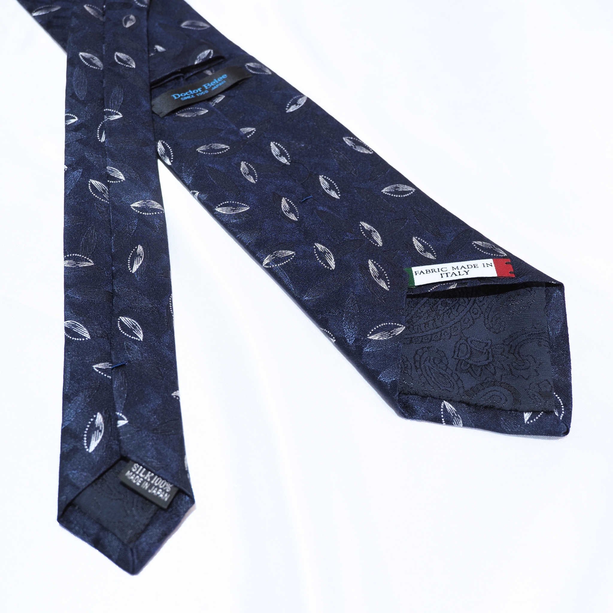 ブルーネームタイ