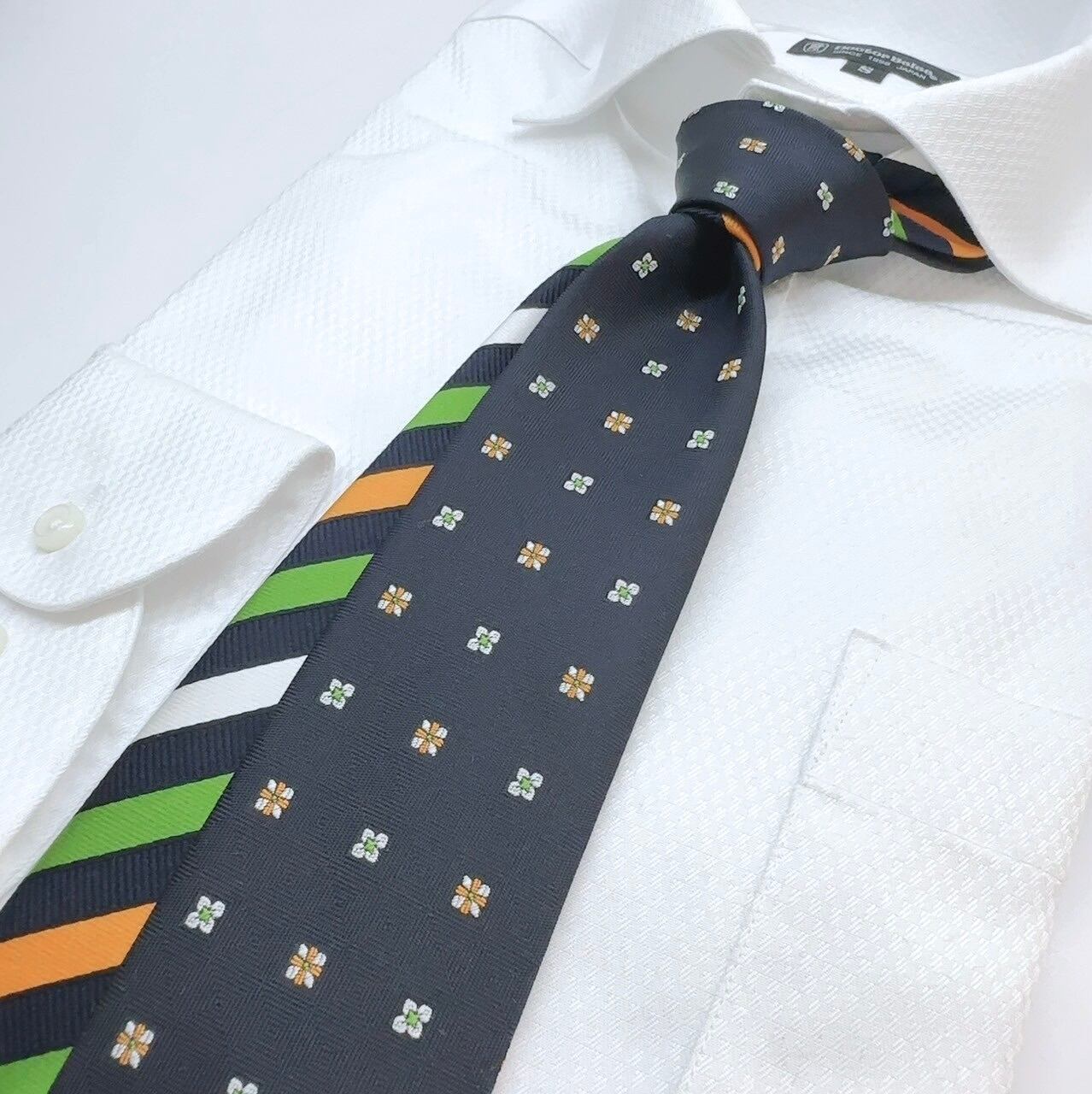 ツインフェースタイ