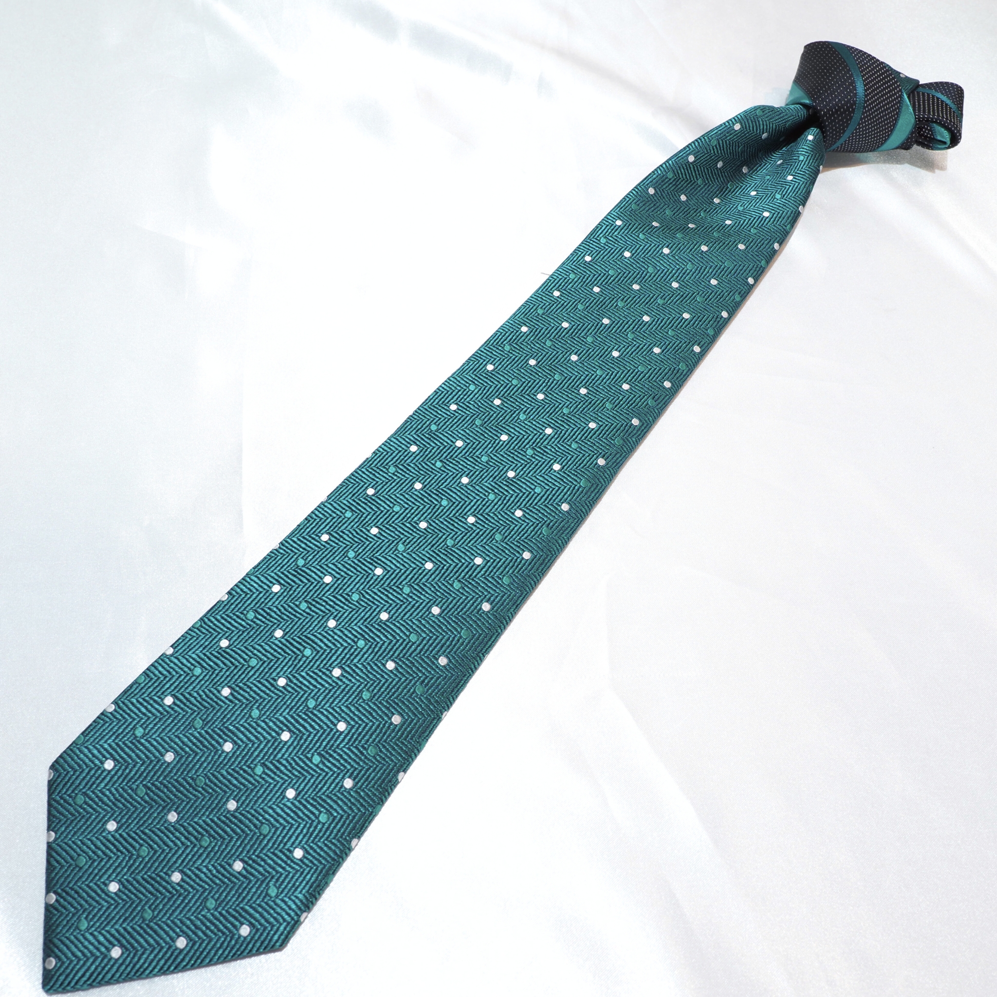 クレリックタイ