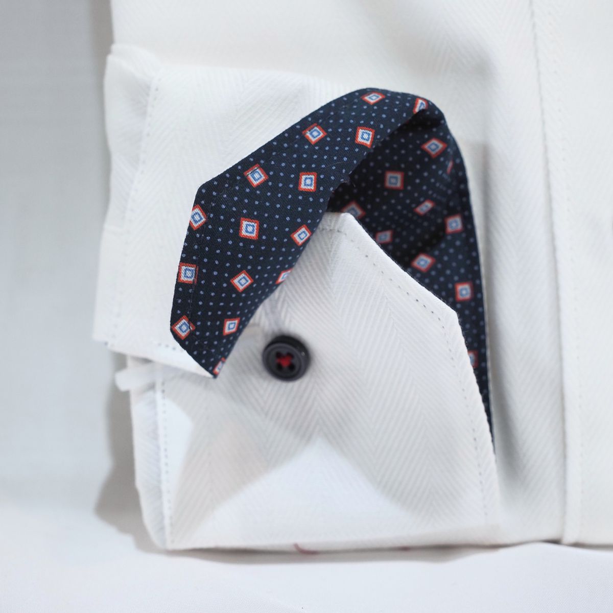 【長袖 M】左袖フラッグハート刺繍シャツ
