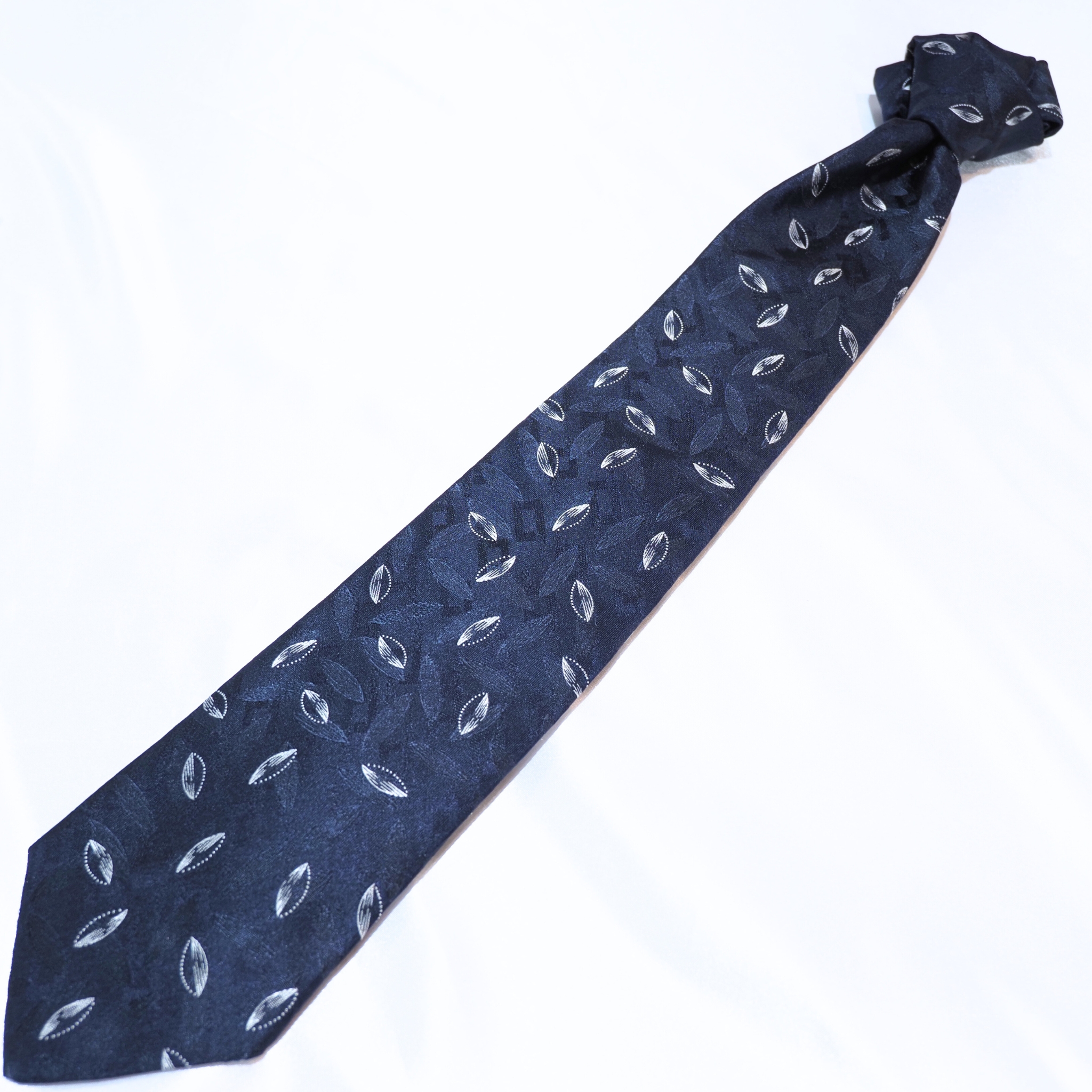 ブルーネームタイ