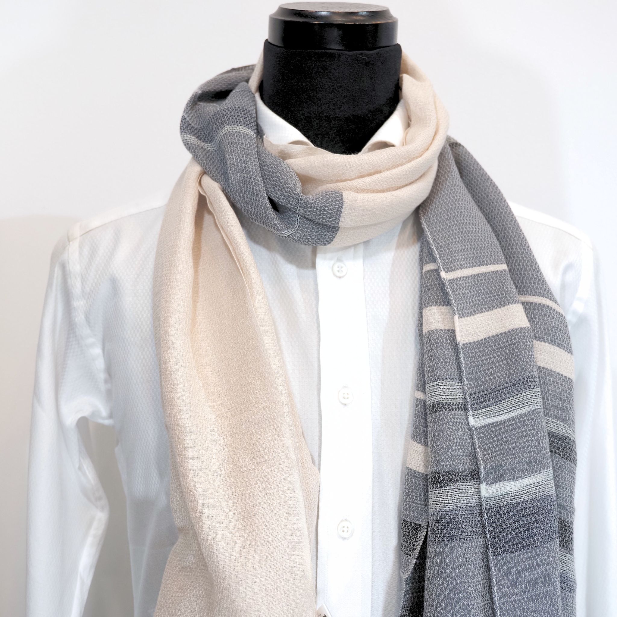 L.E.O.ストール GY