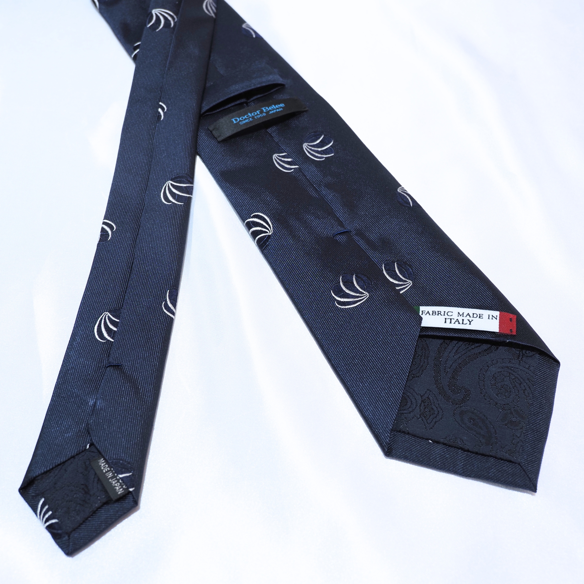 ブルーネームタイ