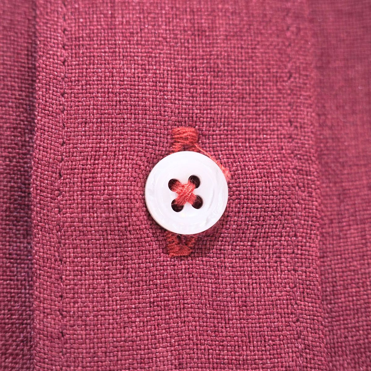ノーアイロン メランジポリミニハート刺繍 カジュアル長袖シャツ｜ローズレッド・LL