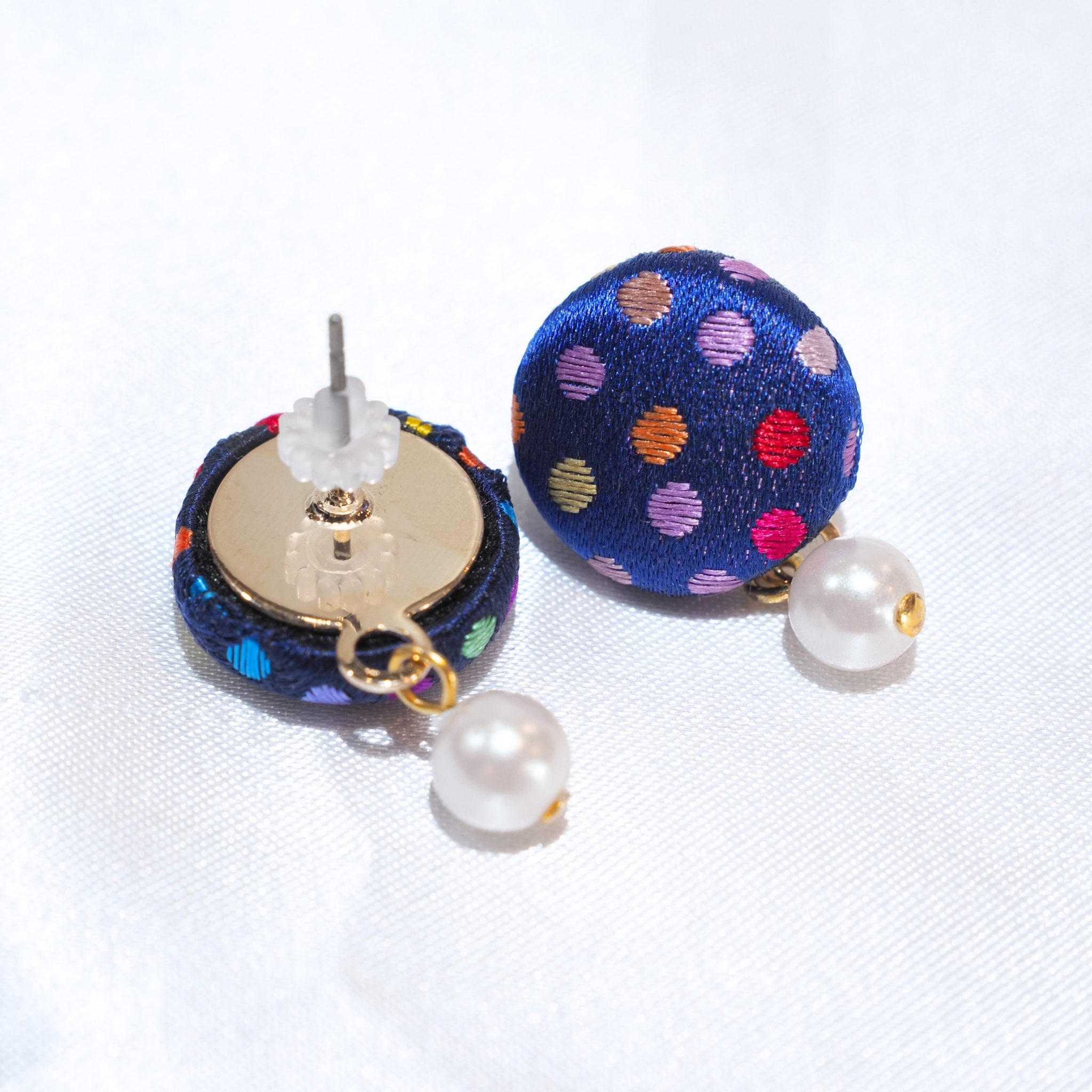 VANNERS SILK ピアス⑨