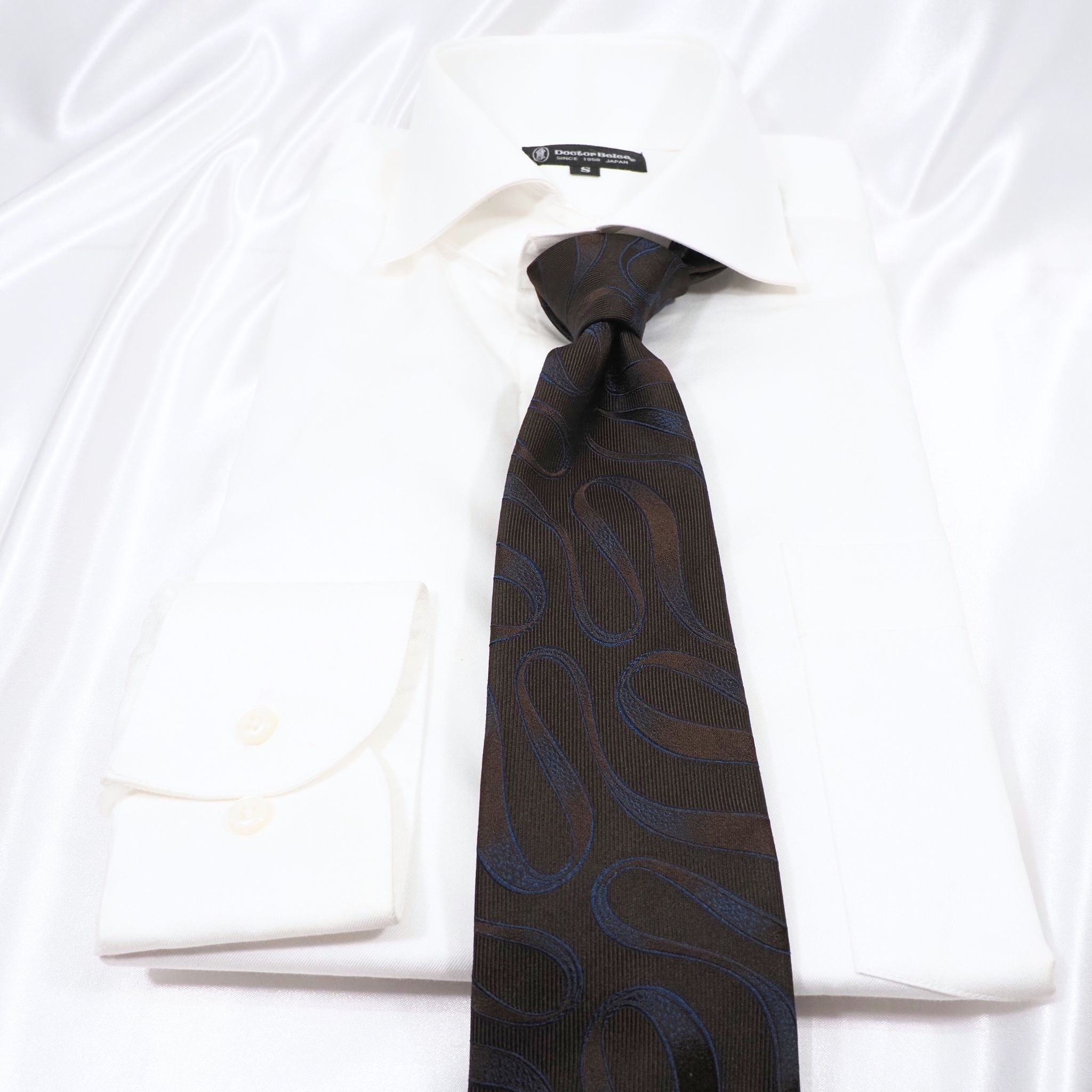 ブルーネームタイ