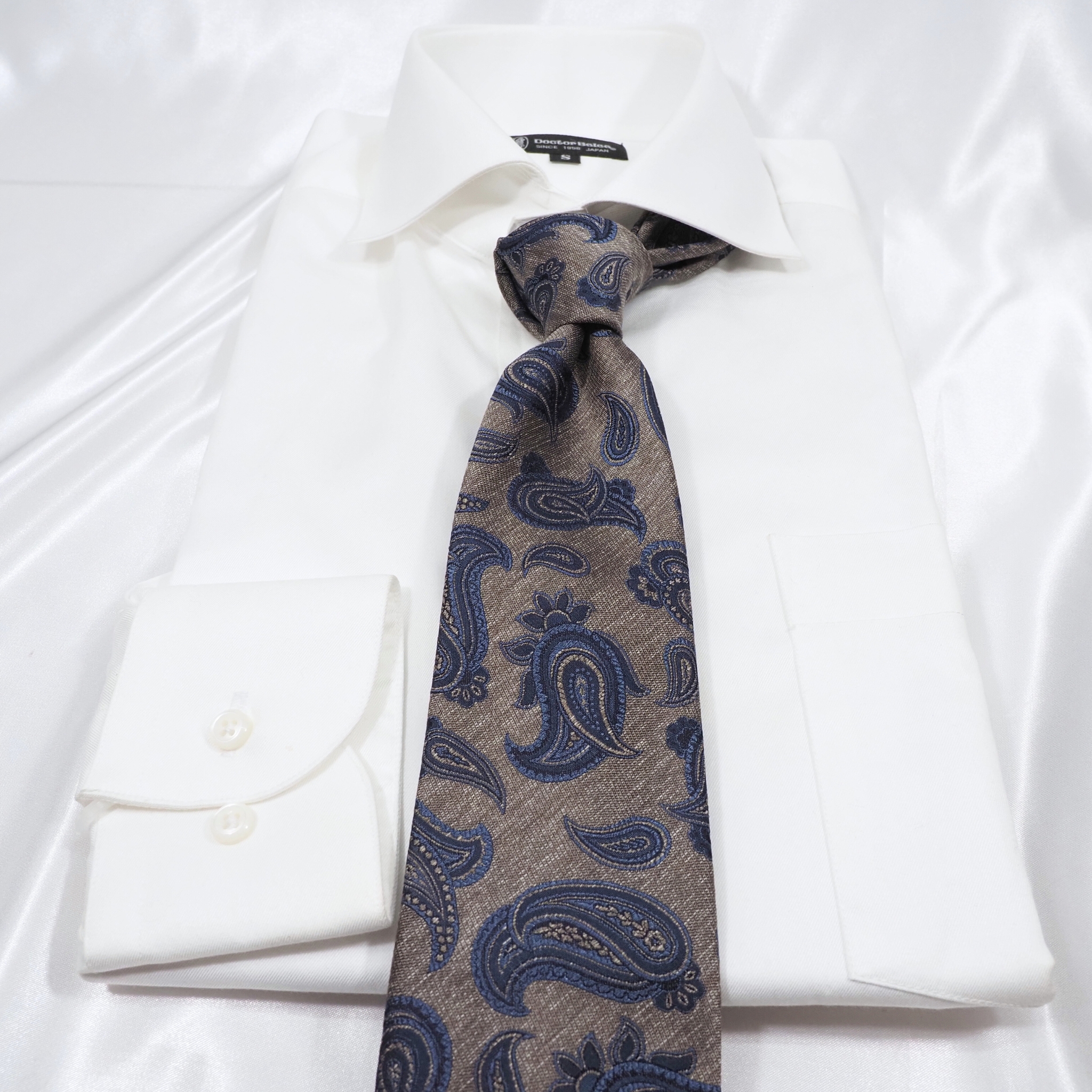 ブルーネームタイ