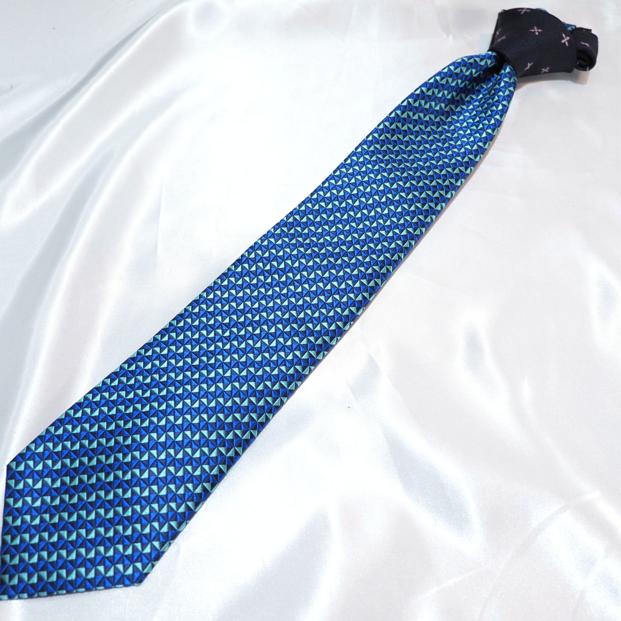 クレリックタイ