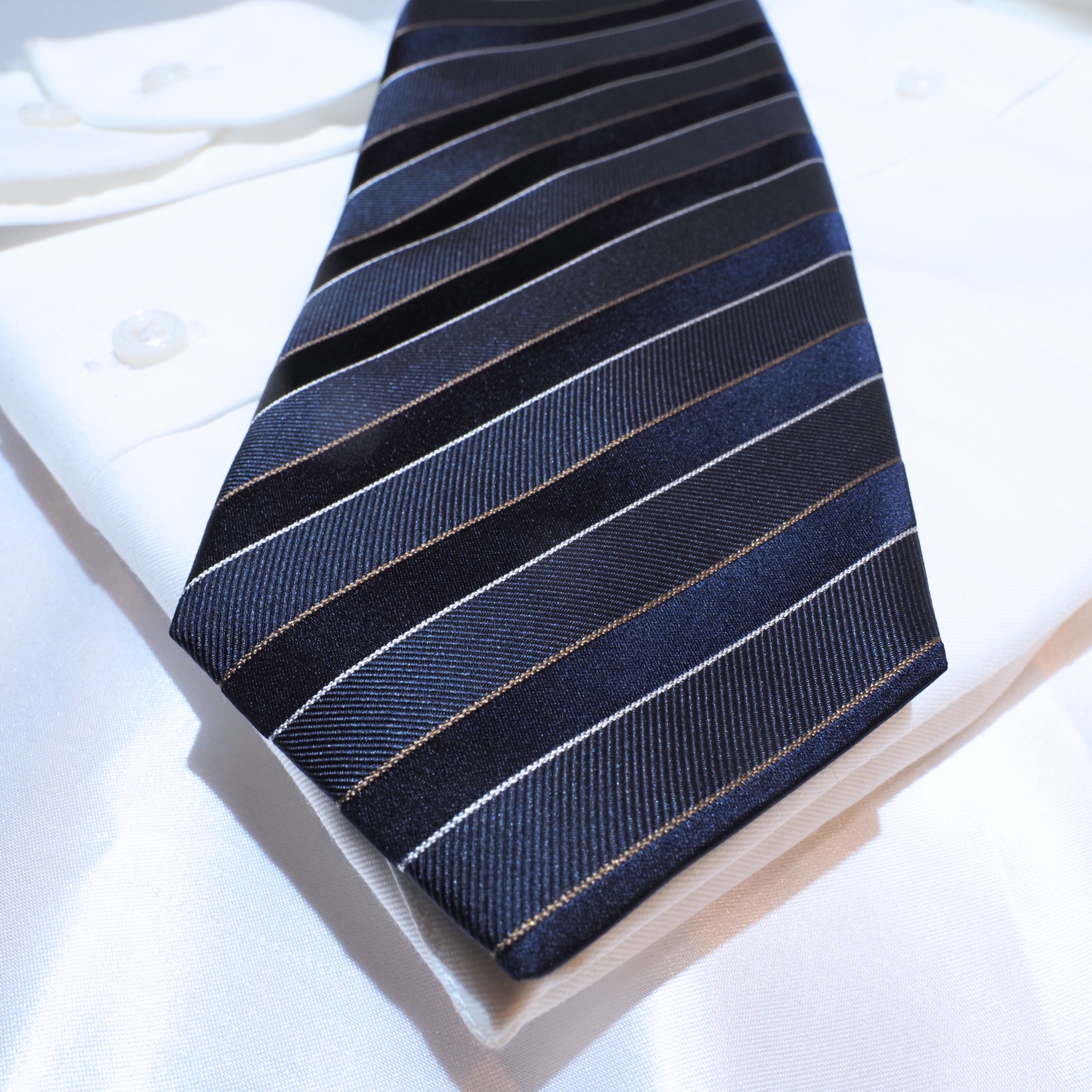 ブルーネームタイ