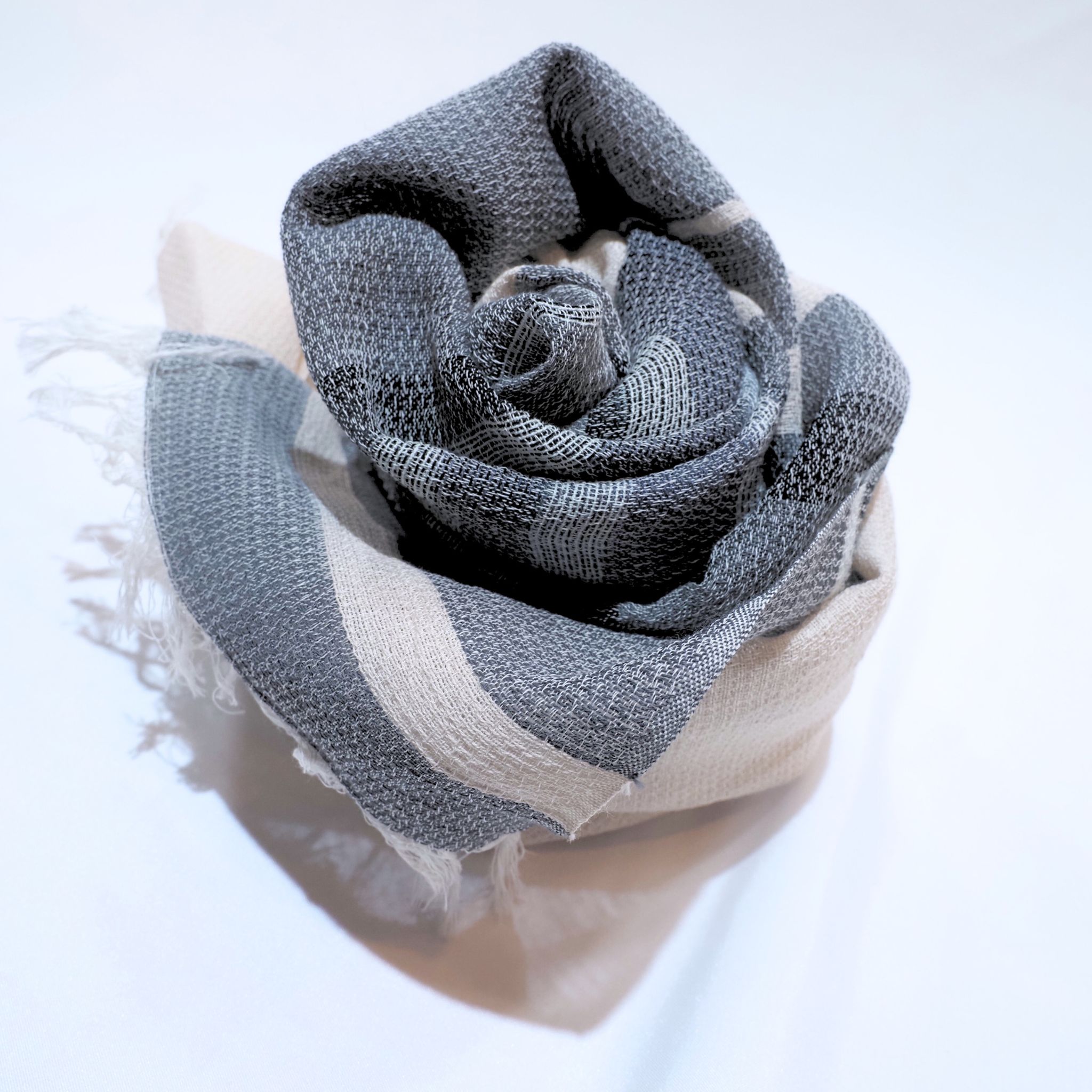 L.E.O.ストール GY