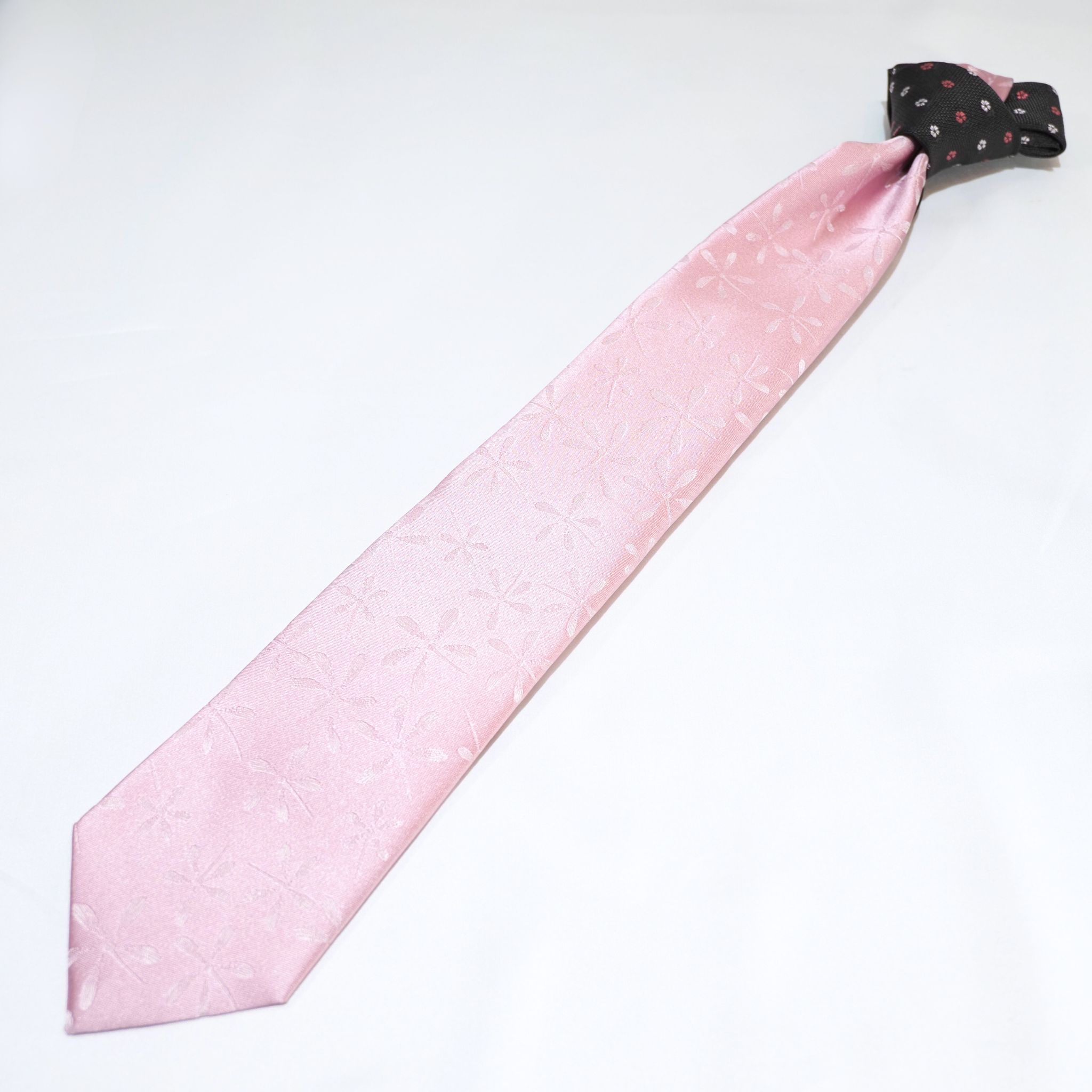 クレリックタイ