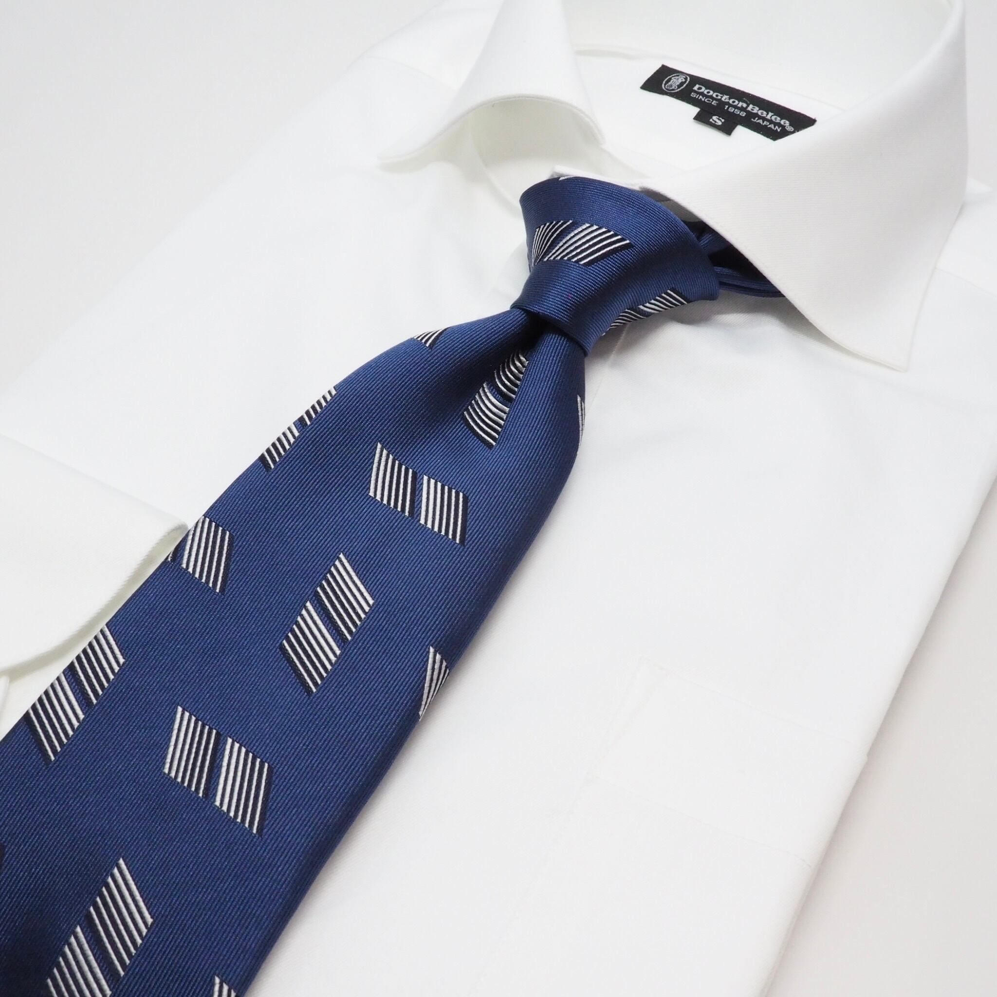 ブルーネームタイ