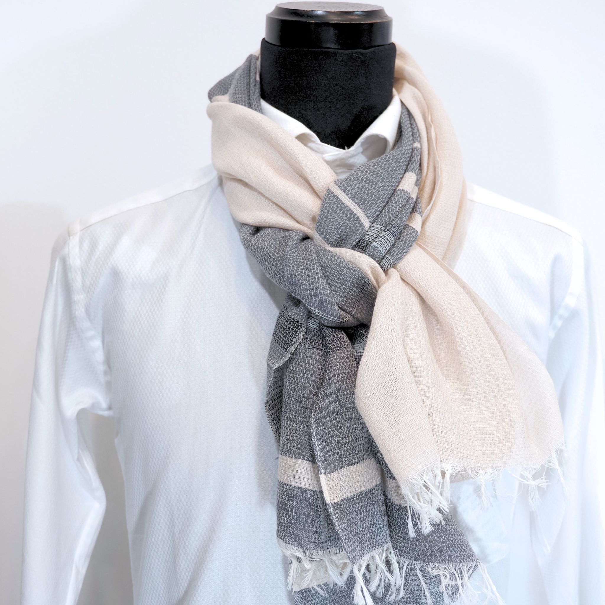 L.E.O.ストール GY