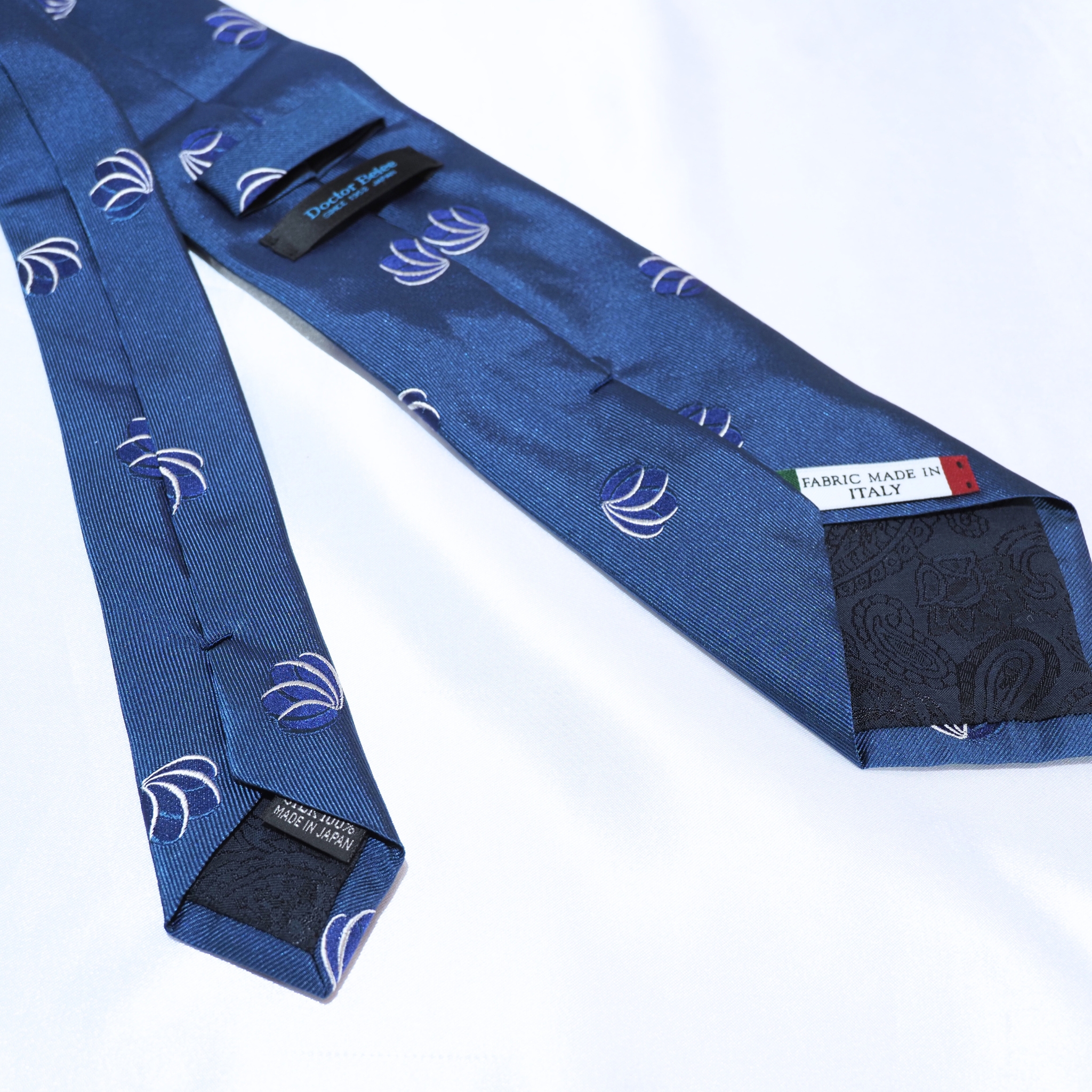 ブルーネームタイ