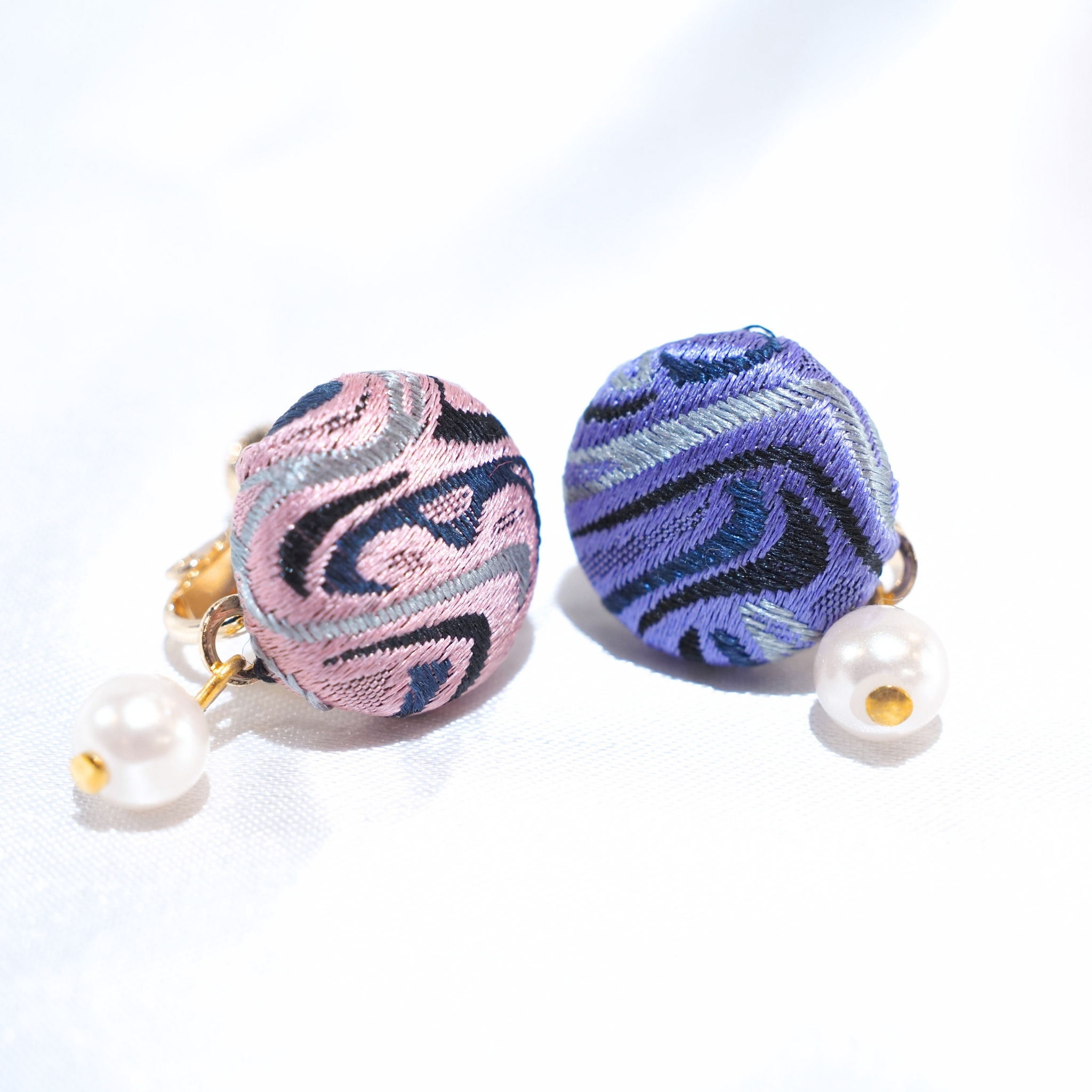 VANNERS SILK イヤリング⑬