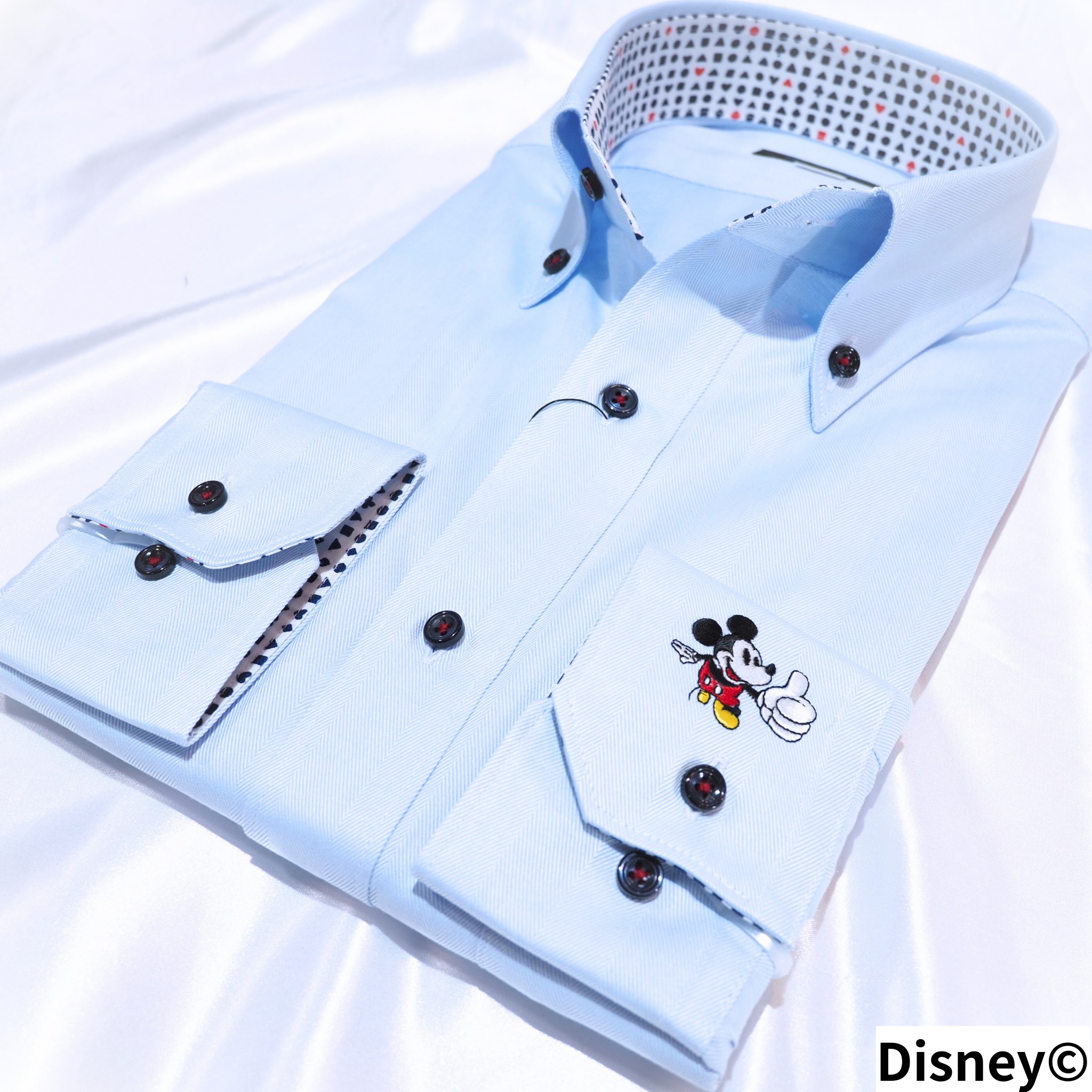 【Disney／ミッキー】刺繍ワイシャツ LLサイズ