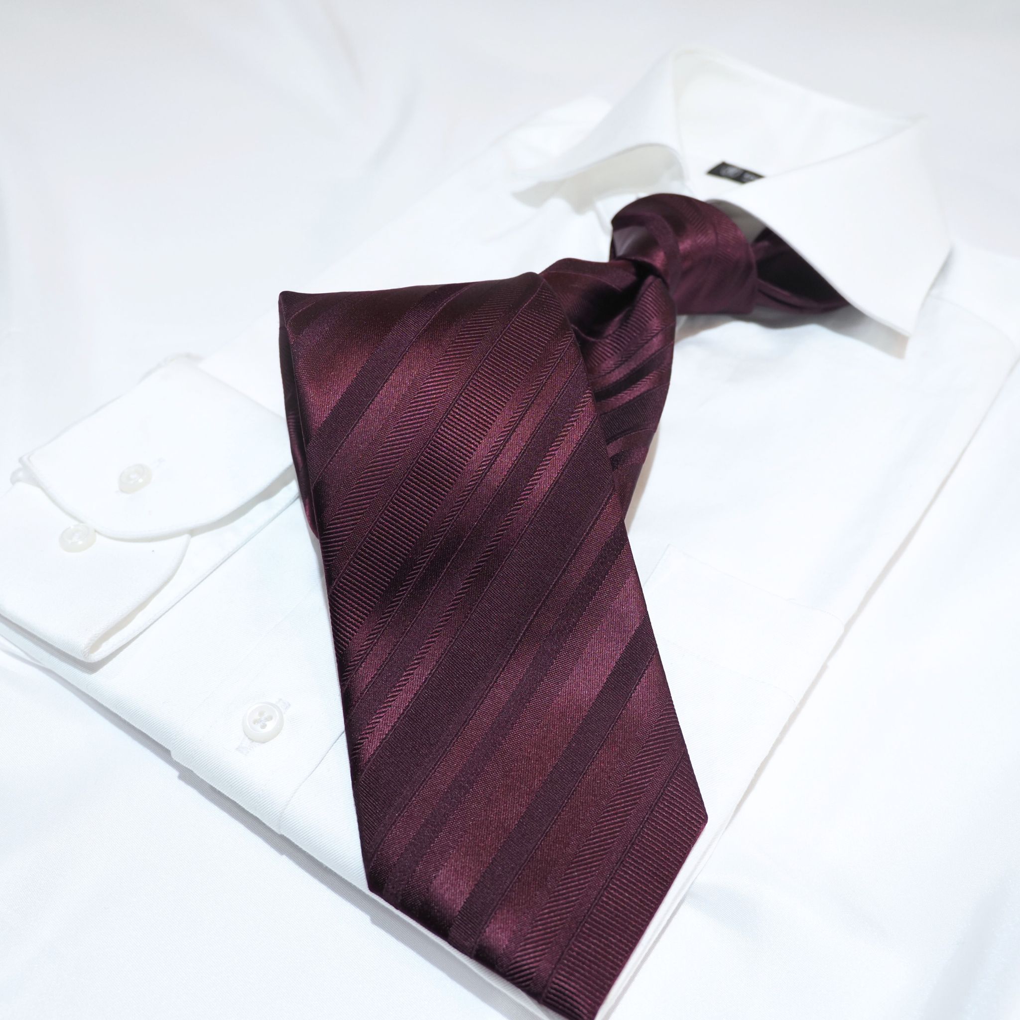 オリジナルソリッドタイ【エンジ】①