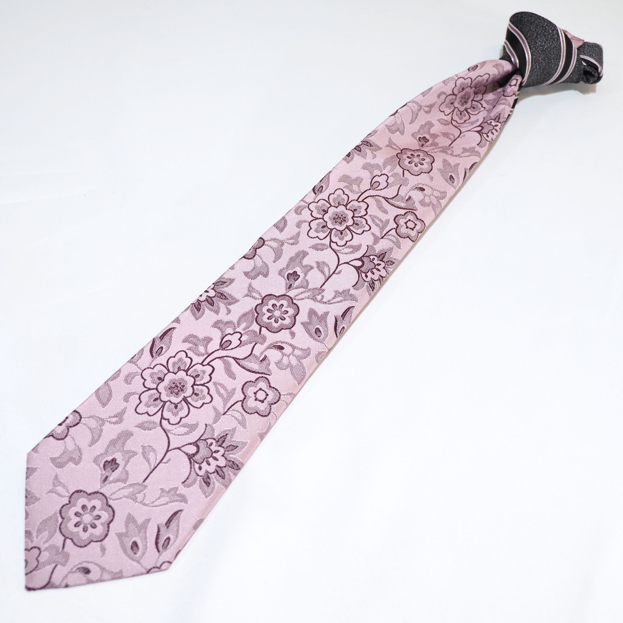 クレリックタイ