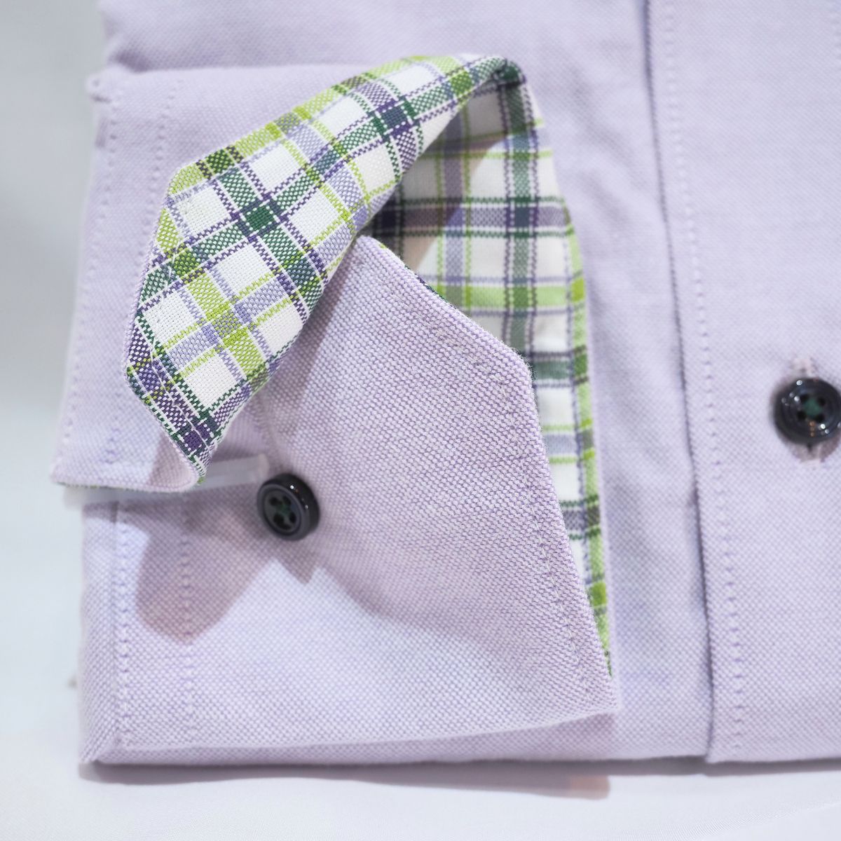 胸元ホース刺繍 長袖シャツ｜淡いラベンダー・3L