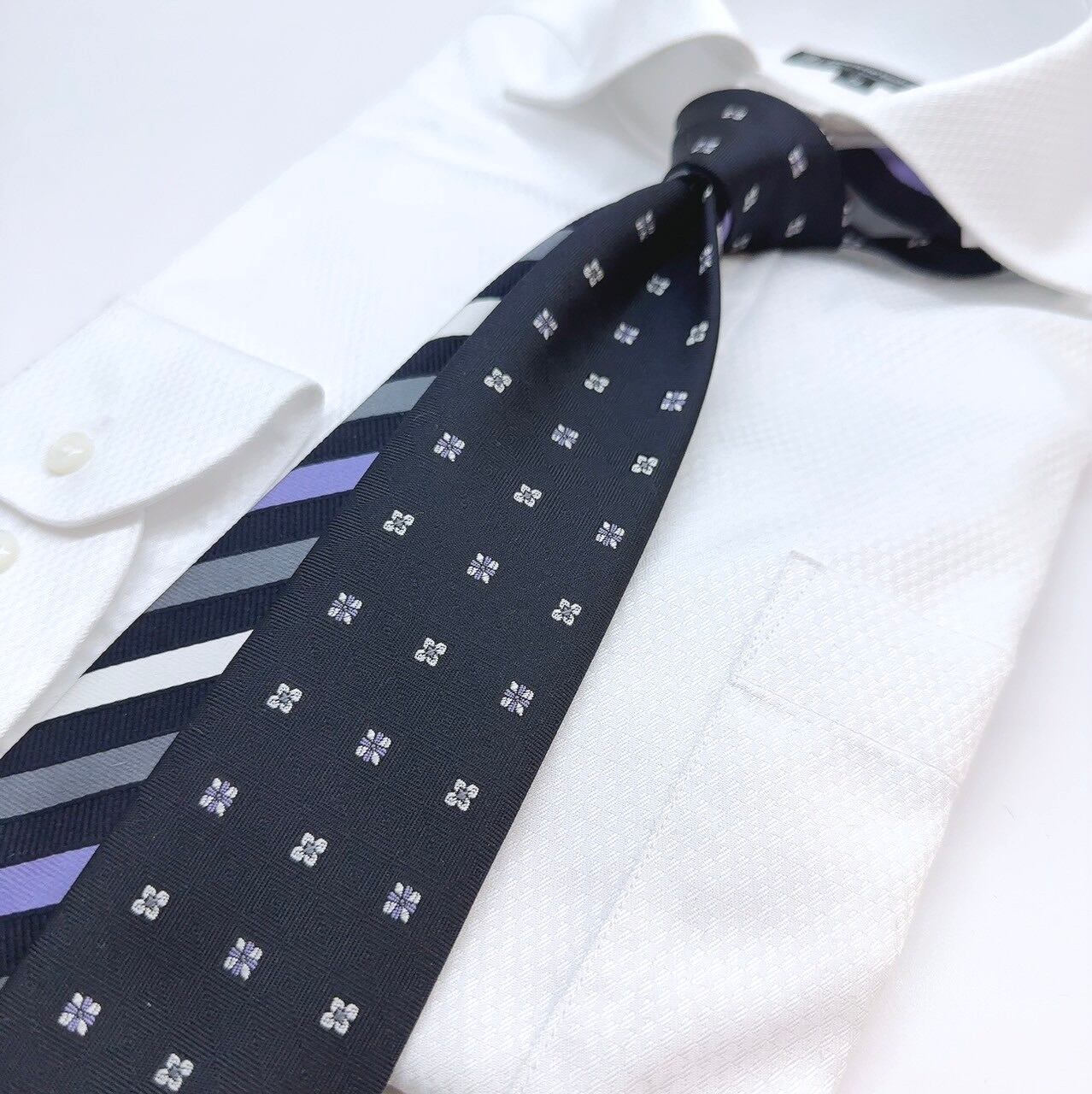 ツインフェースタイ