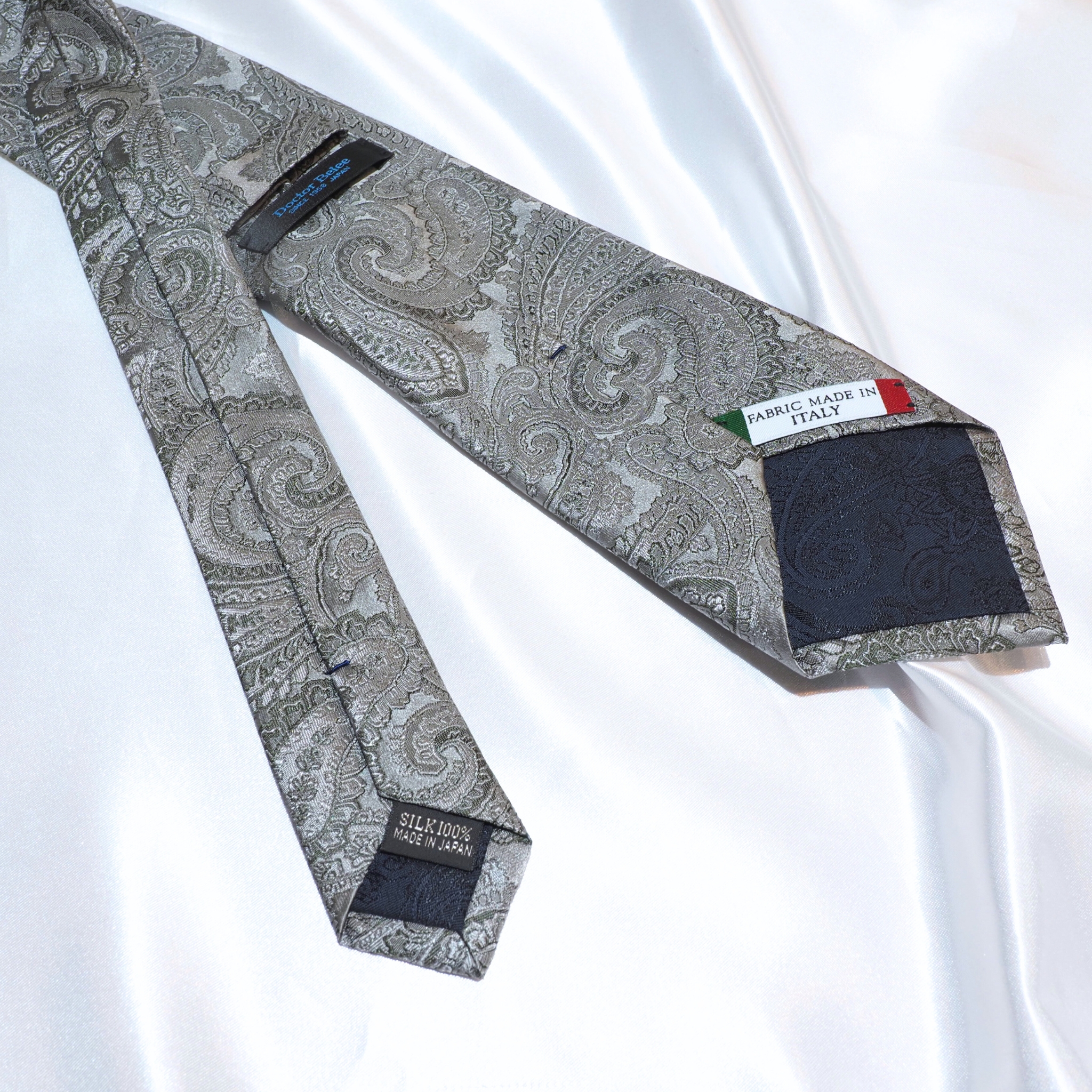 ブルーネームタイ