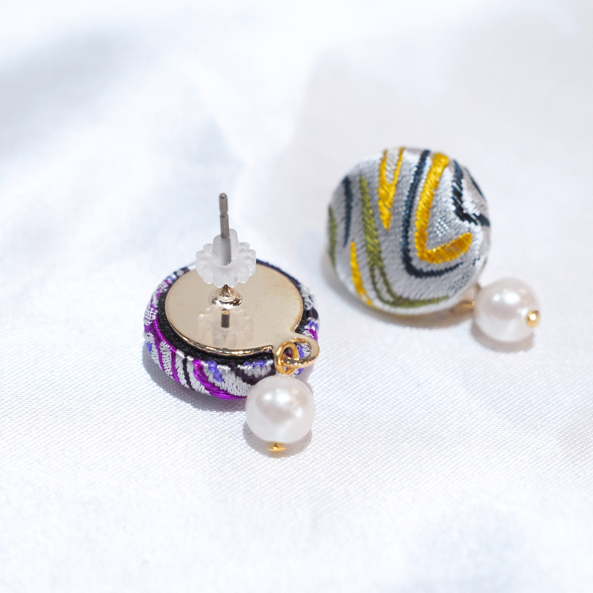 VANNERS SILK ピアス⑭