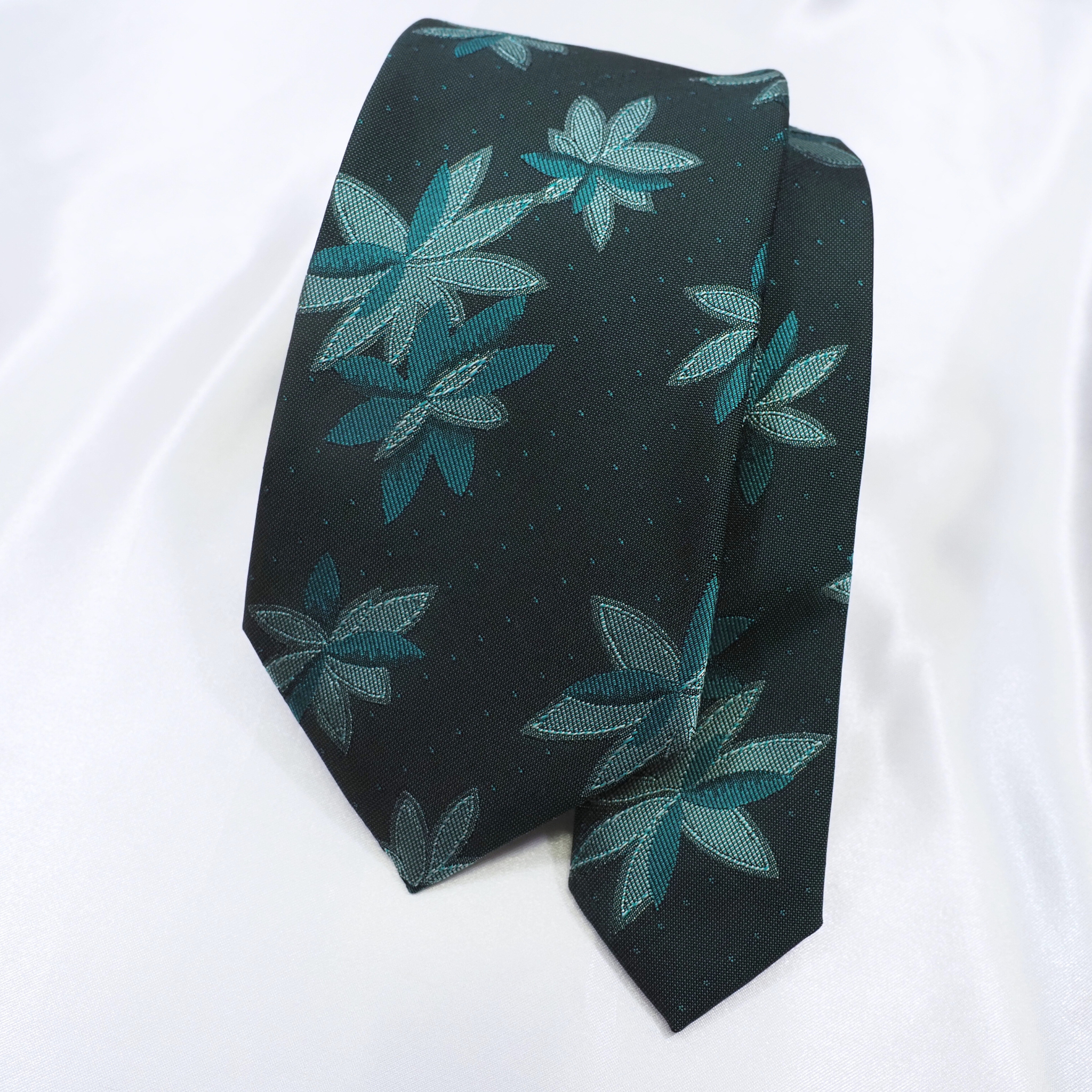 ゴールドネームタイ