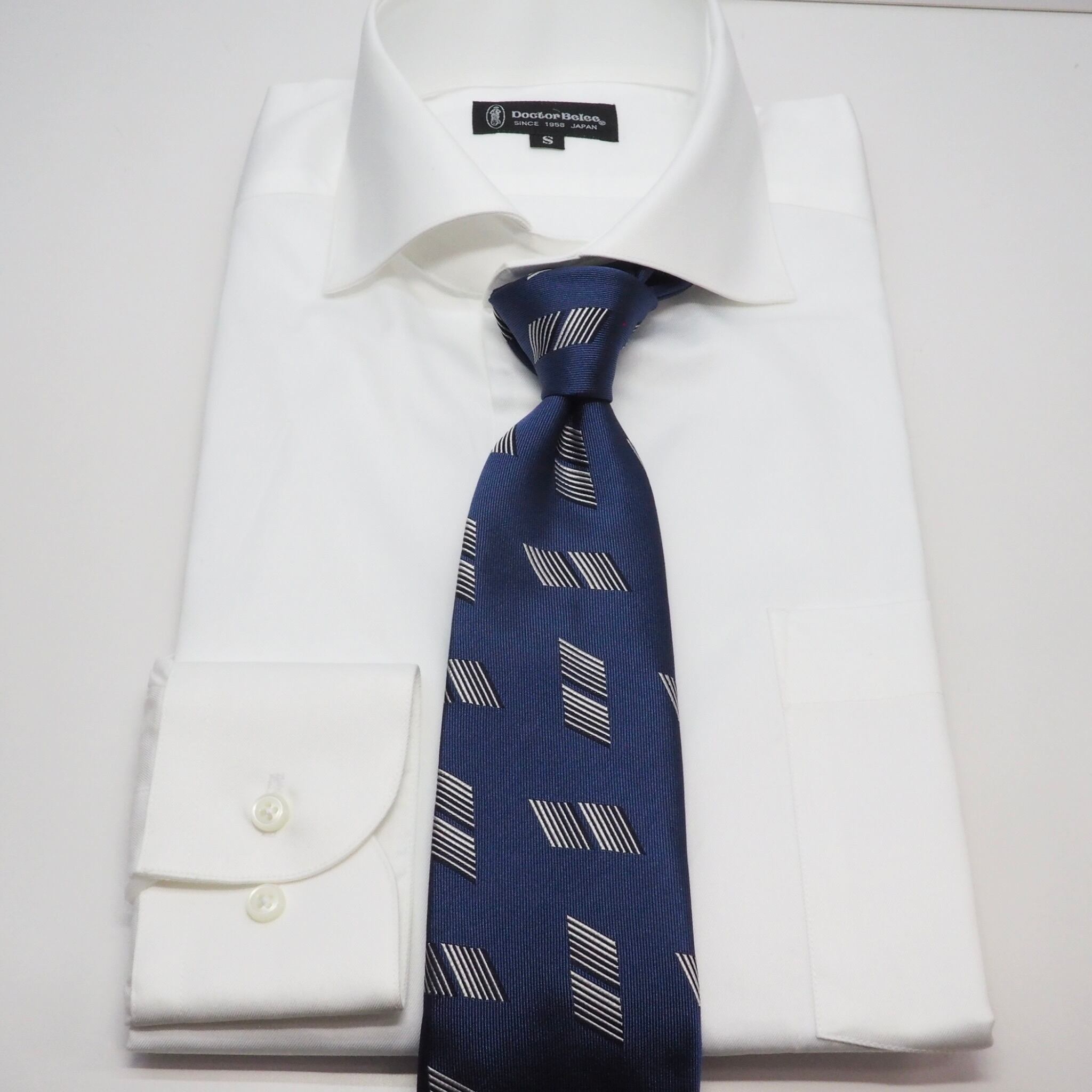 ブルーネームタイ