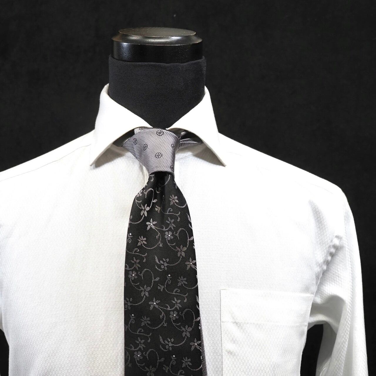 クレリックタイ