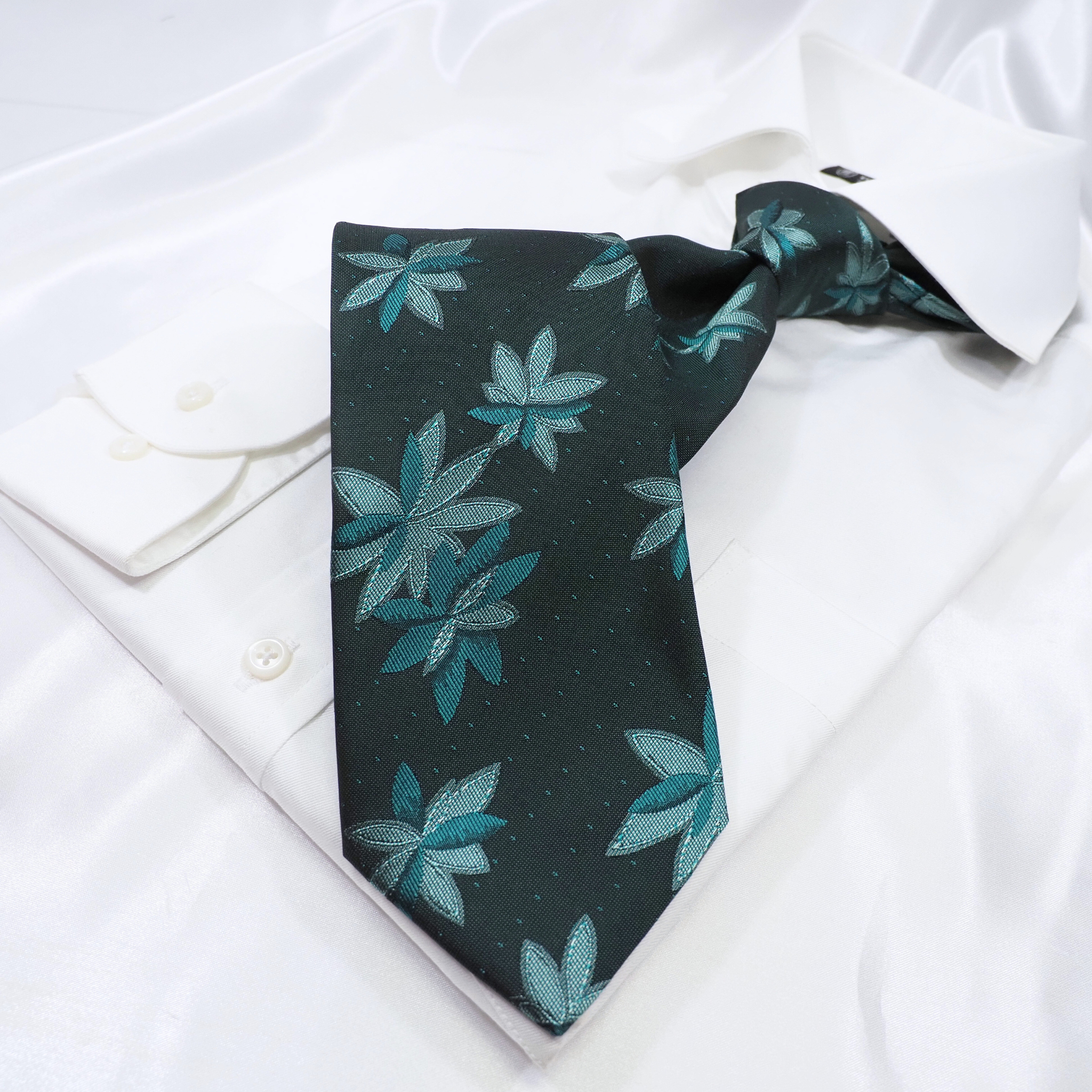 ゴールドネームタイ