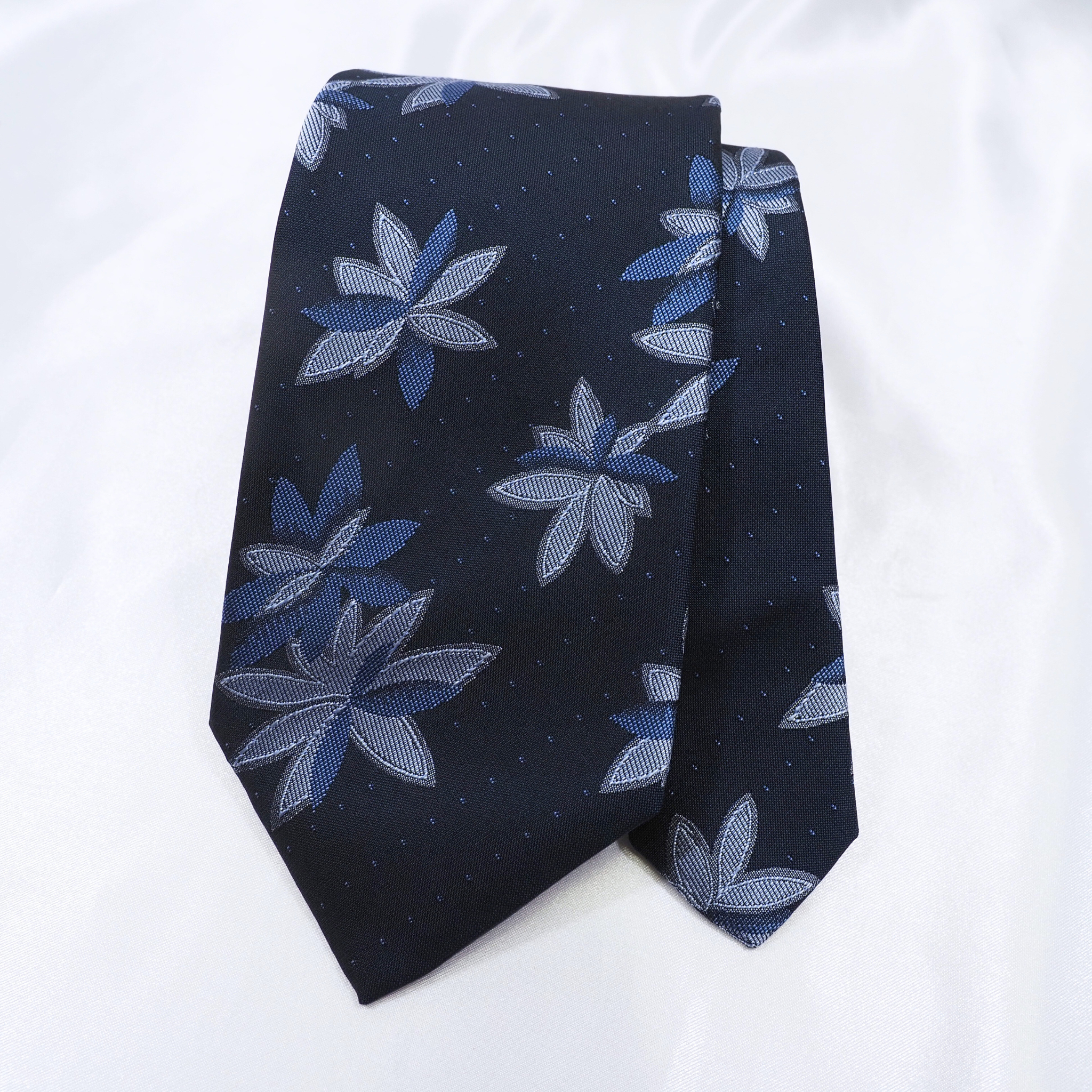 ゴールドネームタイ