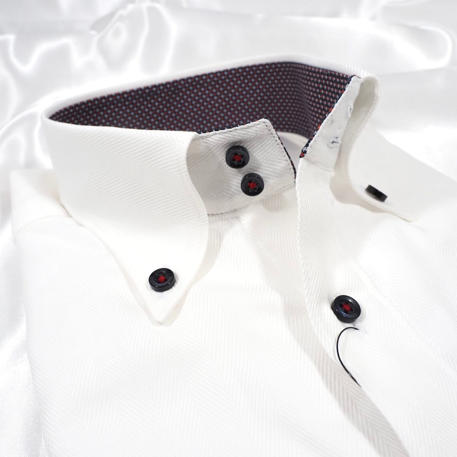 【PEANUTS】スヌーピー刺繍限定ワイシャツ　【S】