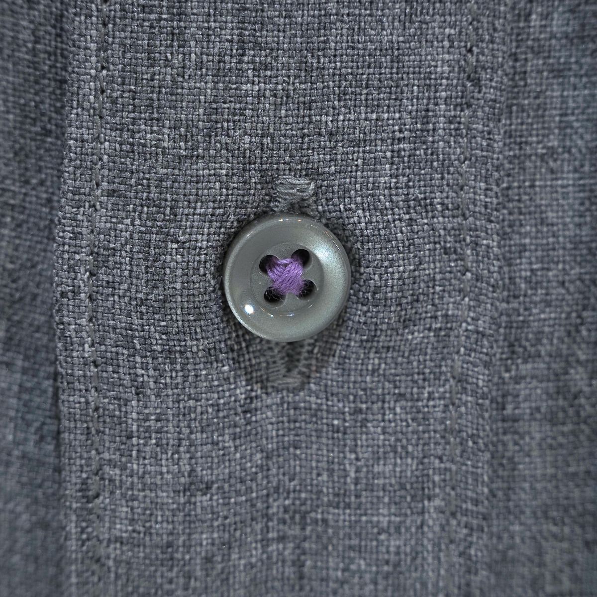 ノーアイロン メランジポリトランプ刺繍 カジュアル長袖シャツ｜チャコールグレー・LL