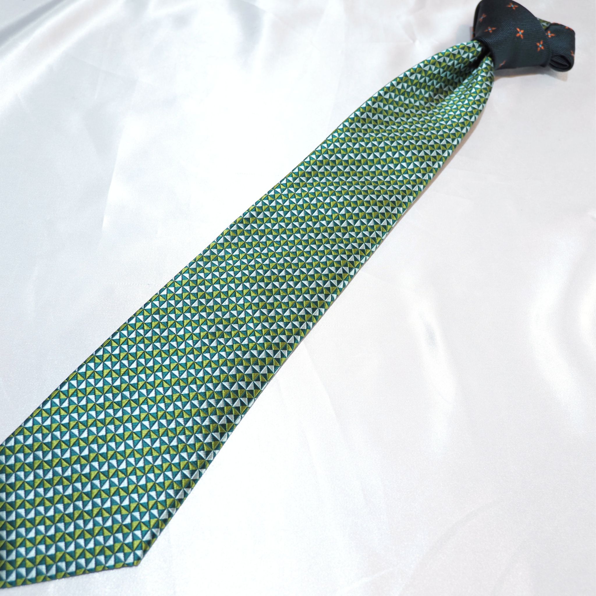 クレリックタイ