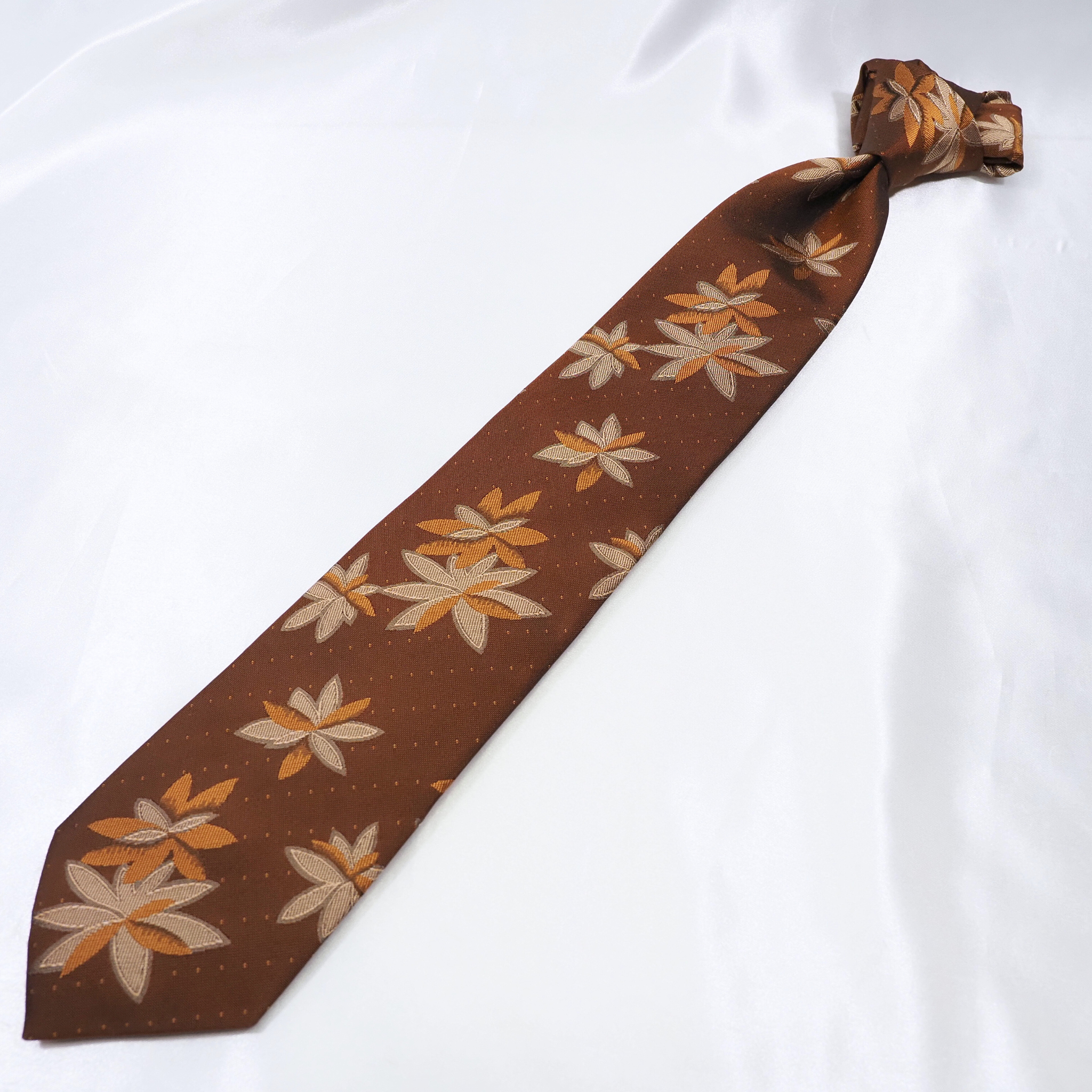 ゴールドネームタイ